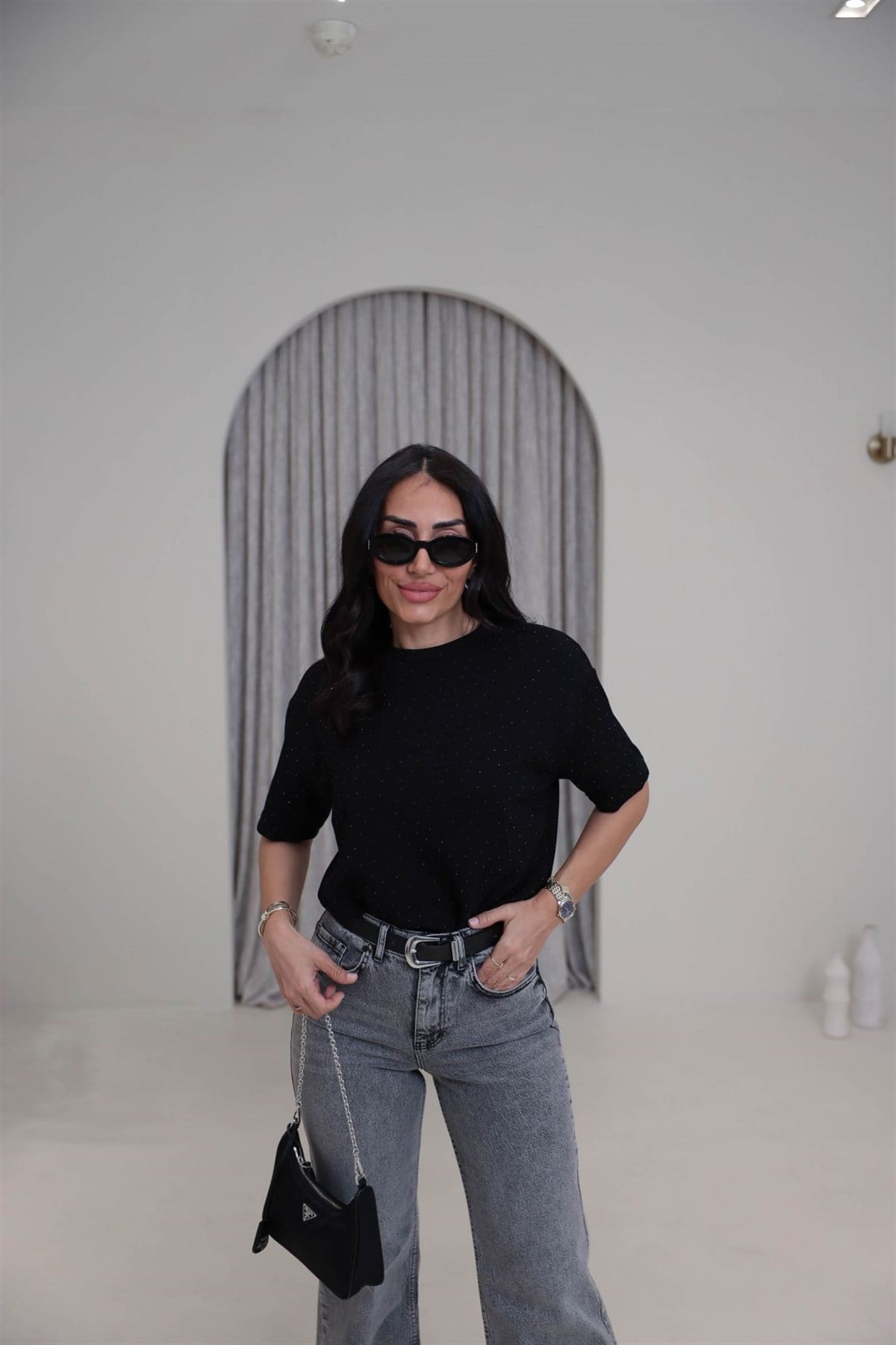 4236 Bisiklet Yaka Taşlı Tshirt SİYAH