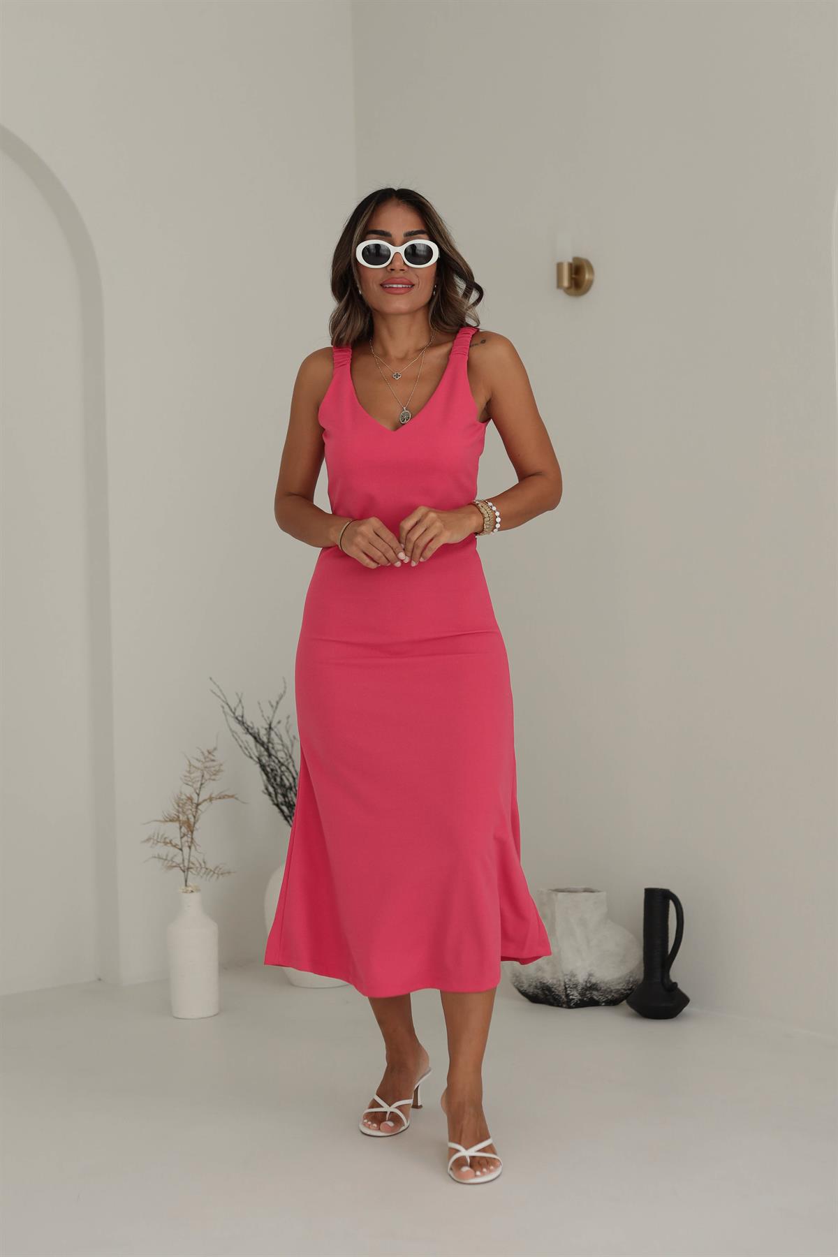 7449 Askıları Lastikli V Yaka Likralı Elbise