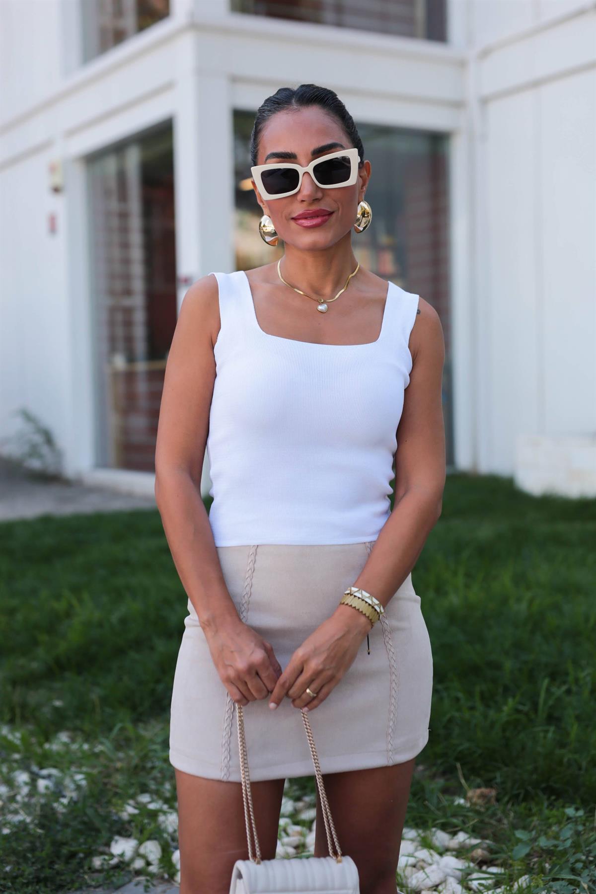 0002 Kare Yaka Triko Atlet BEYAZ