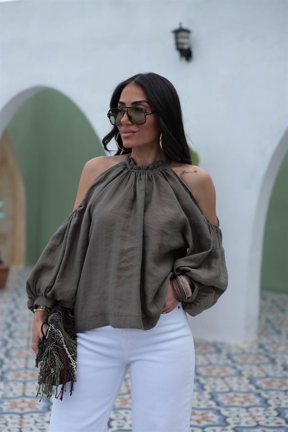 3264 Büzgülü Kol Dekolteli Bluz HAKİ YEŞİL