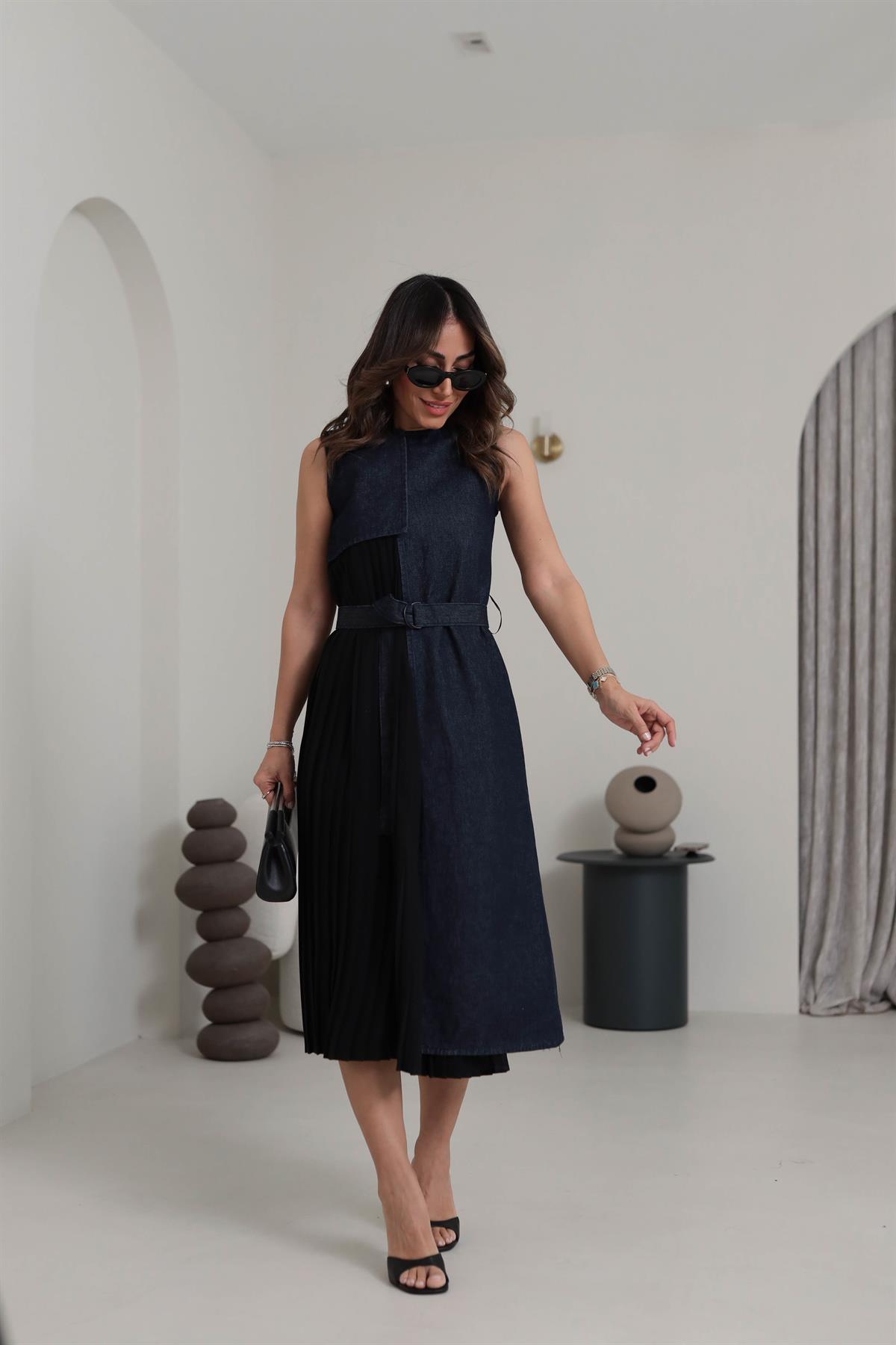 8509 Pilise Detaylı Bel Kuşaklı Tasarım Denim Elbise SİYAH