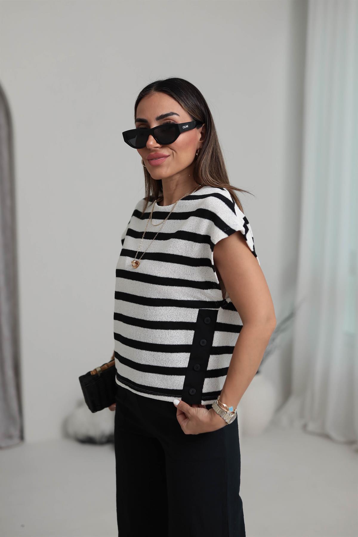 Çizgili Düğme Detay Örme Bluz SİYAH-EKRU