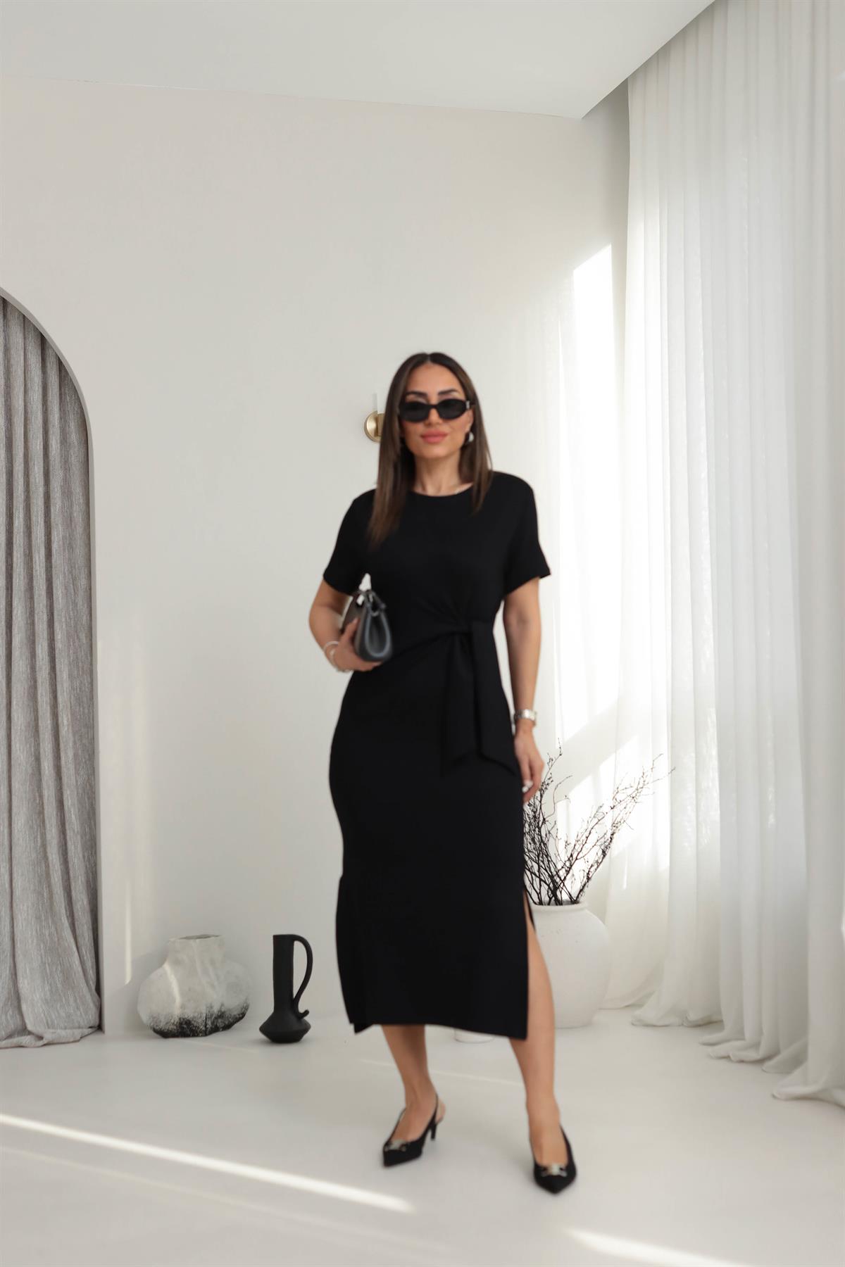 3182 Önden Bağlamalı Yanları Yırtmaçlı Penye Elbise SİYAH