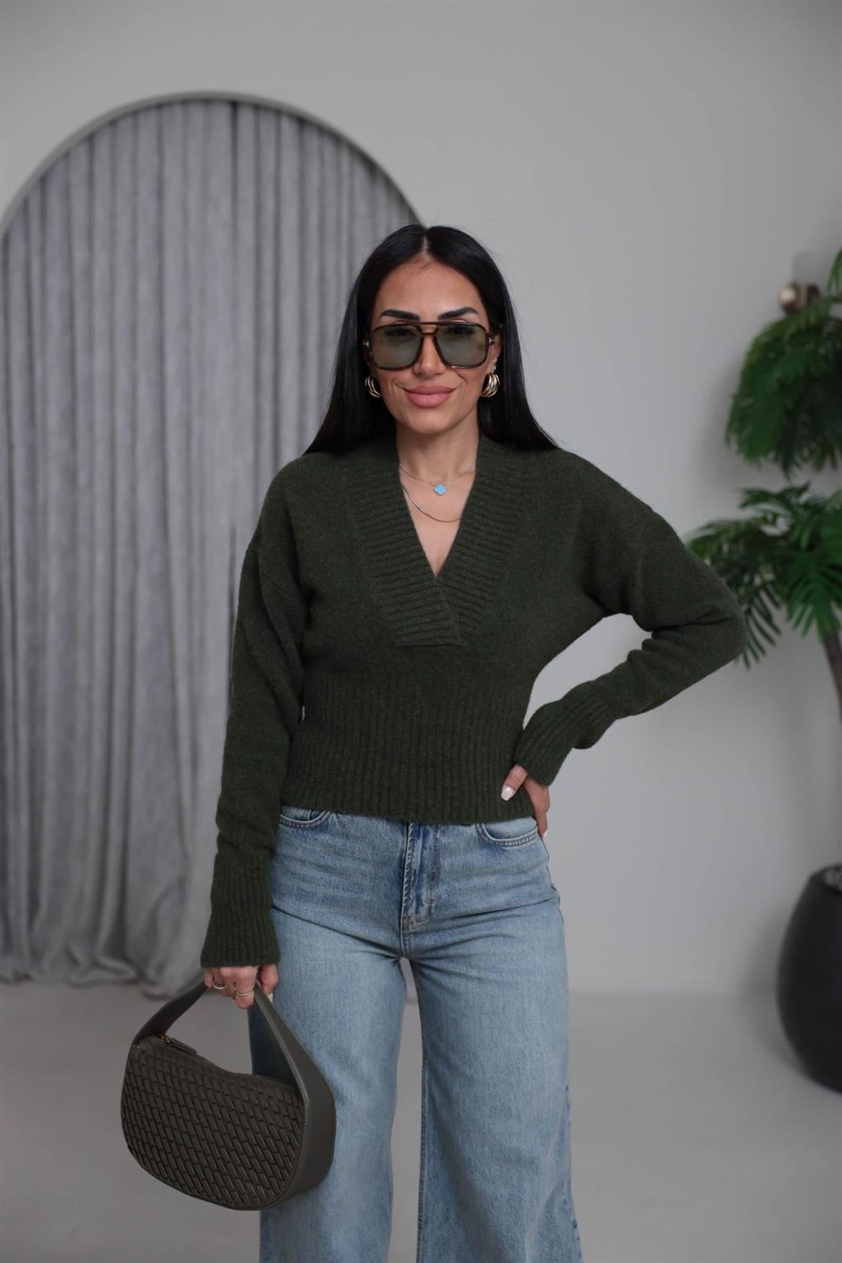 5080 Yaka Detaylı Yumoş Triko HAKİ YEŞİL