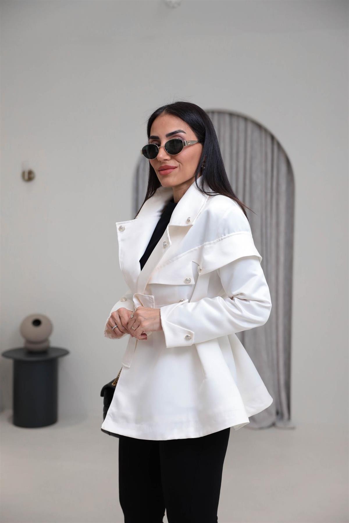 302 Gold Düğmeli Kuşaklı Saten Ceket EKRU