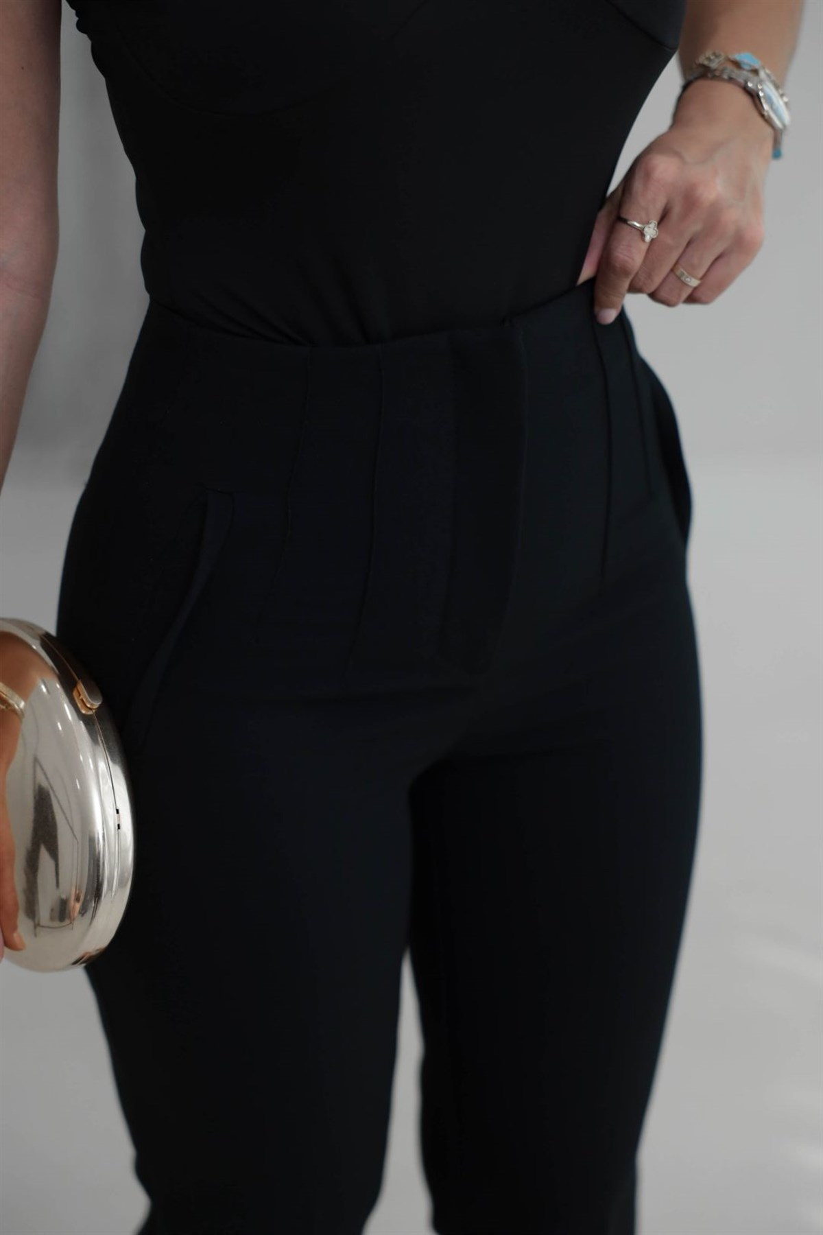 U5113-K Önü Flotalı Kumaş Pantolon SİYAH