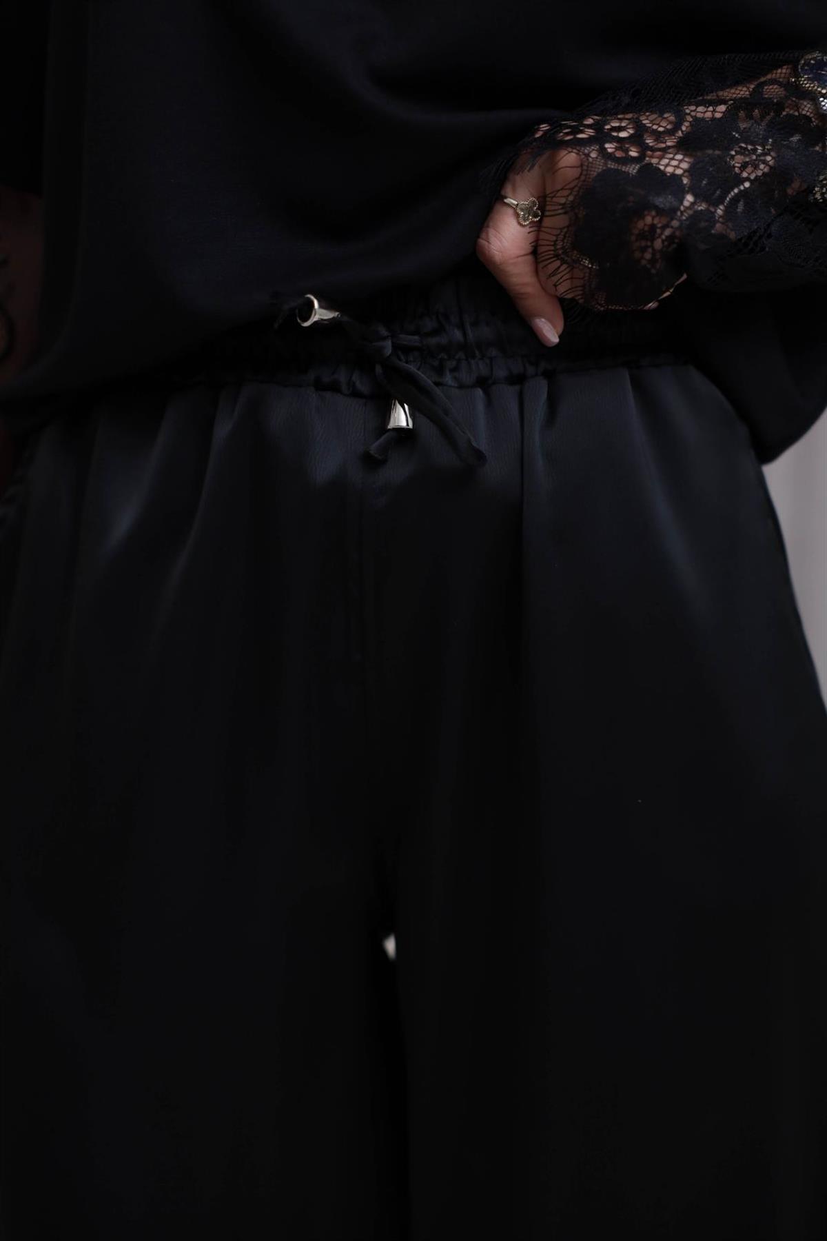 1121 Paça Büzgülü Bel Lastikli Saten Pantolon SİYAH