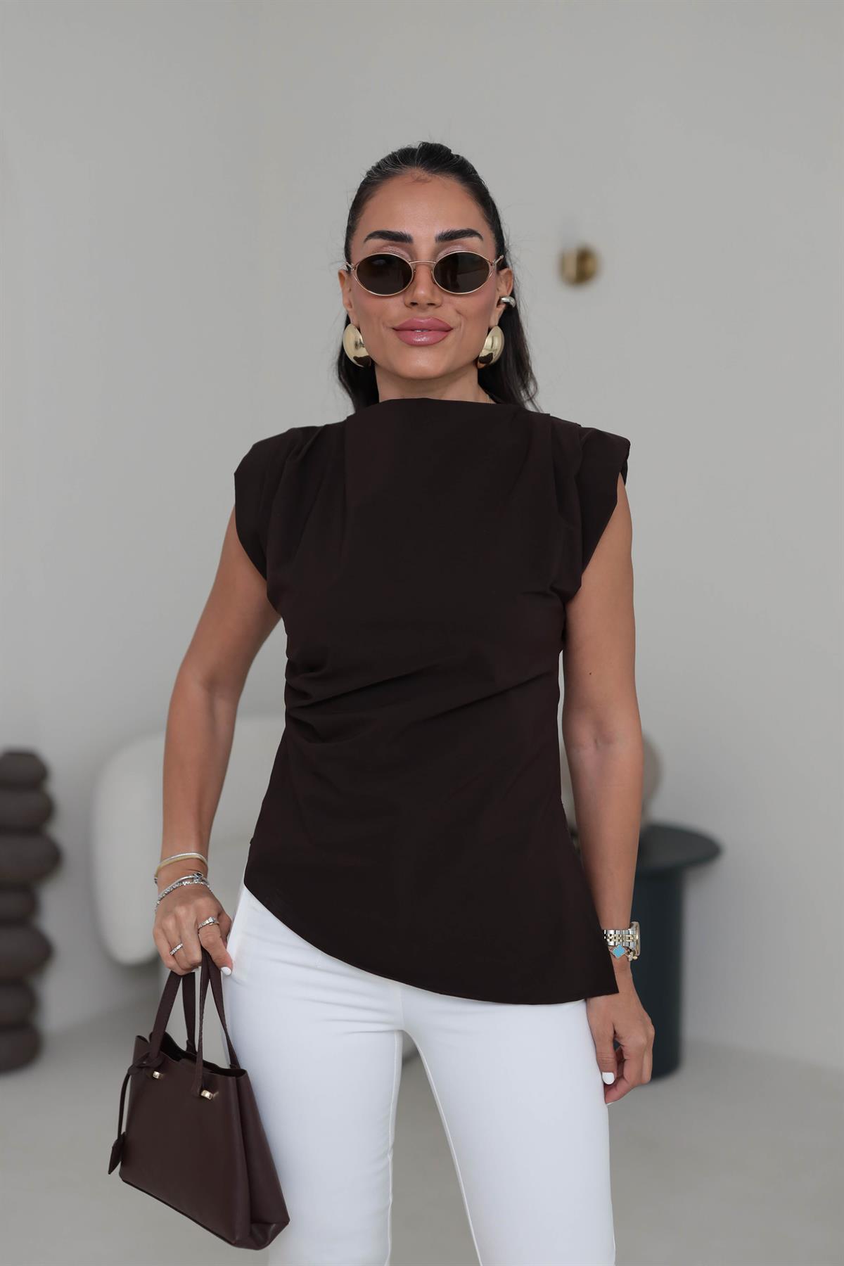 9730 Drapeli Asimetrik Vatkalı Bluz ACI KAHVE