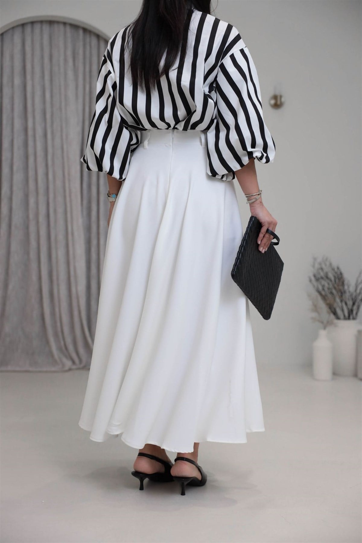 2052 Yandan Fermuarlı Kloş Etek EKRU