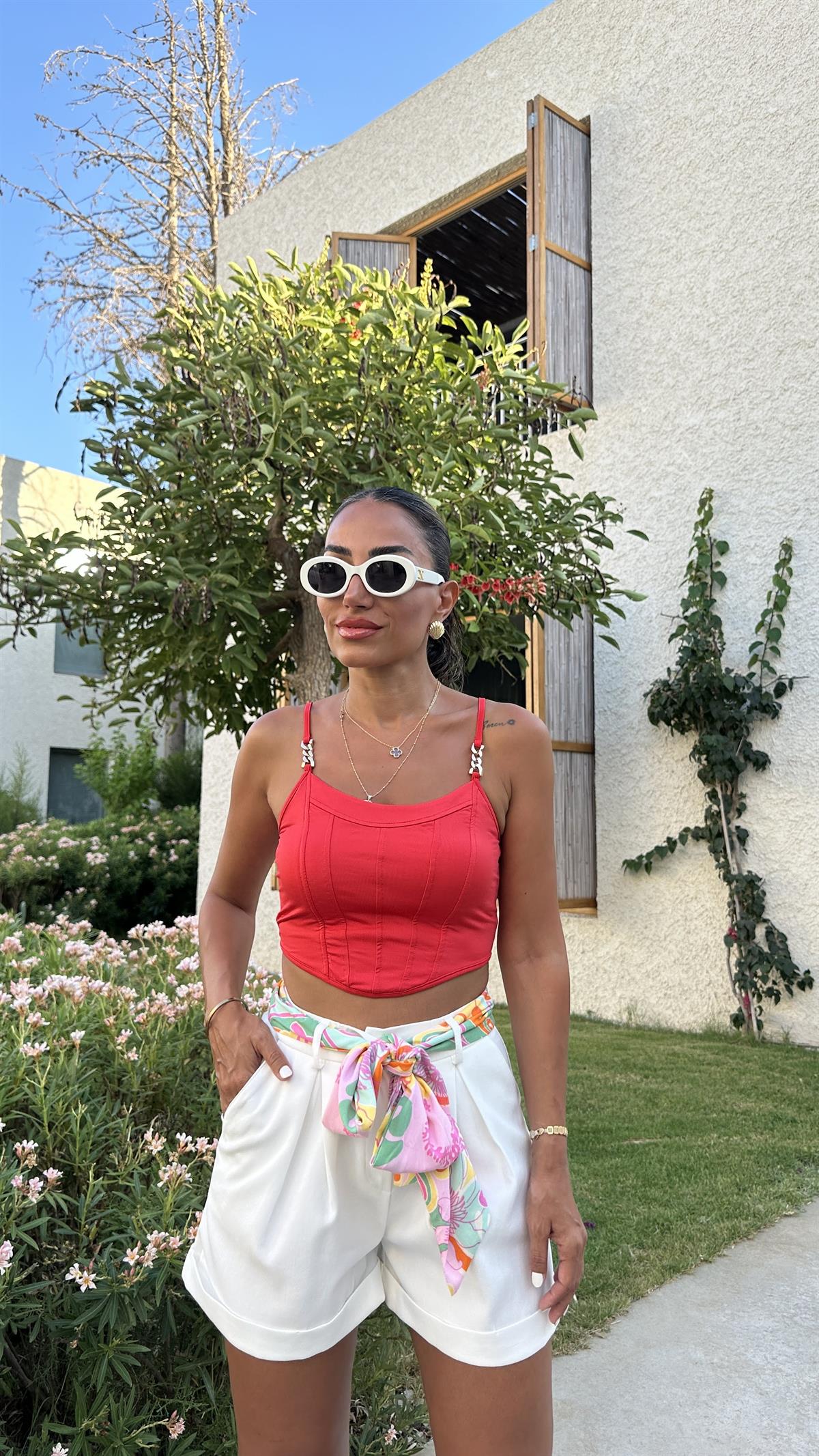 6156 Zincir Detaylı İp Askılı Crop