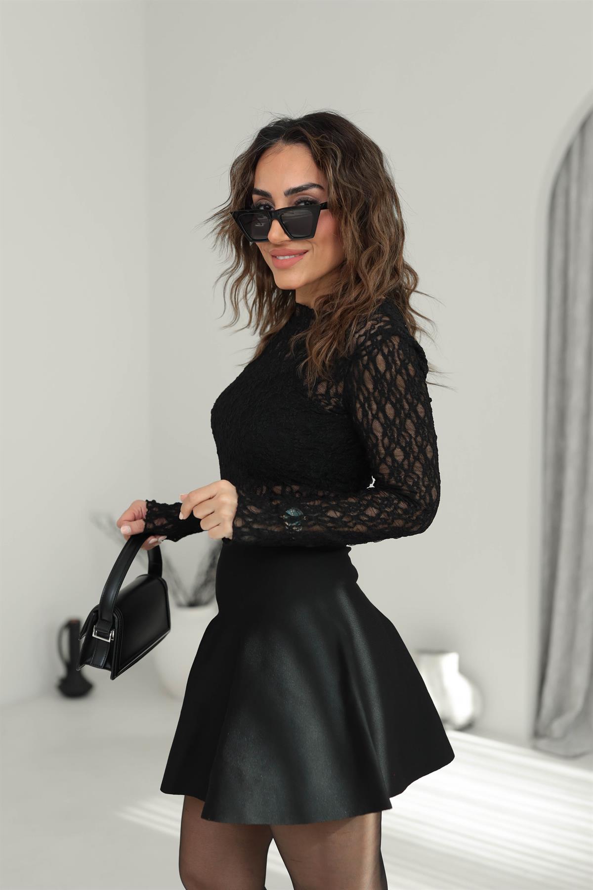 1001 Dantelli Likralı Bluz SİYAH