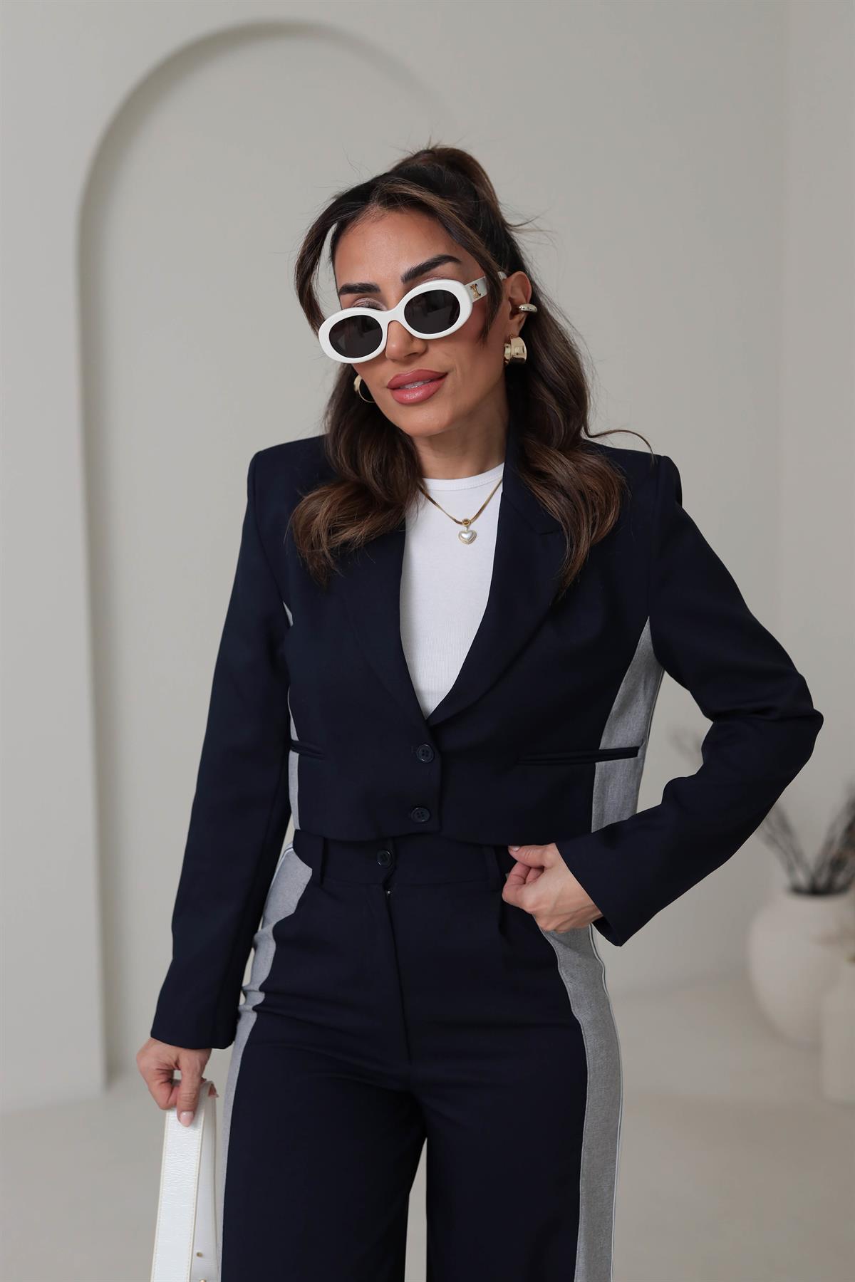 1999 Şerit Detay Kısa Blazer Ceket LACİVERT