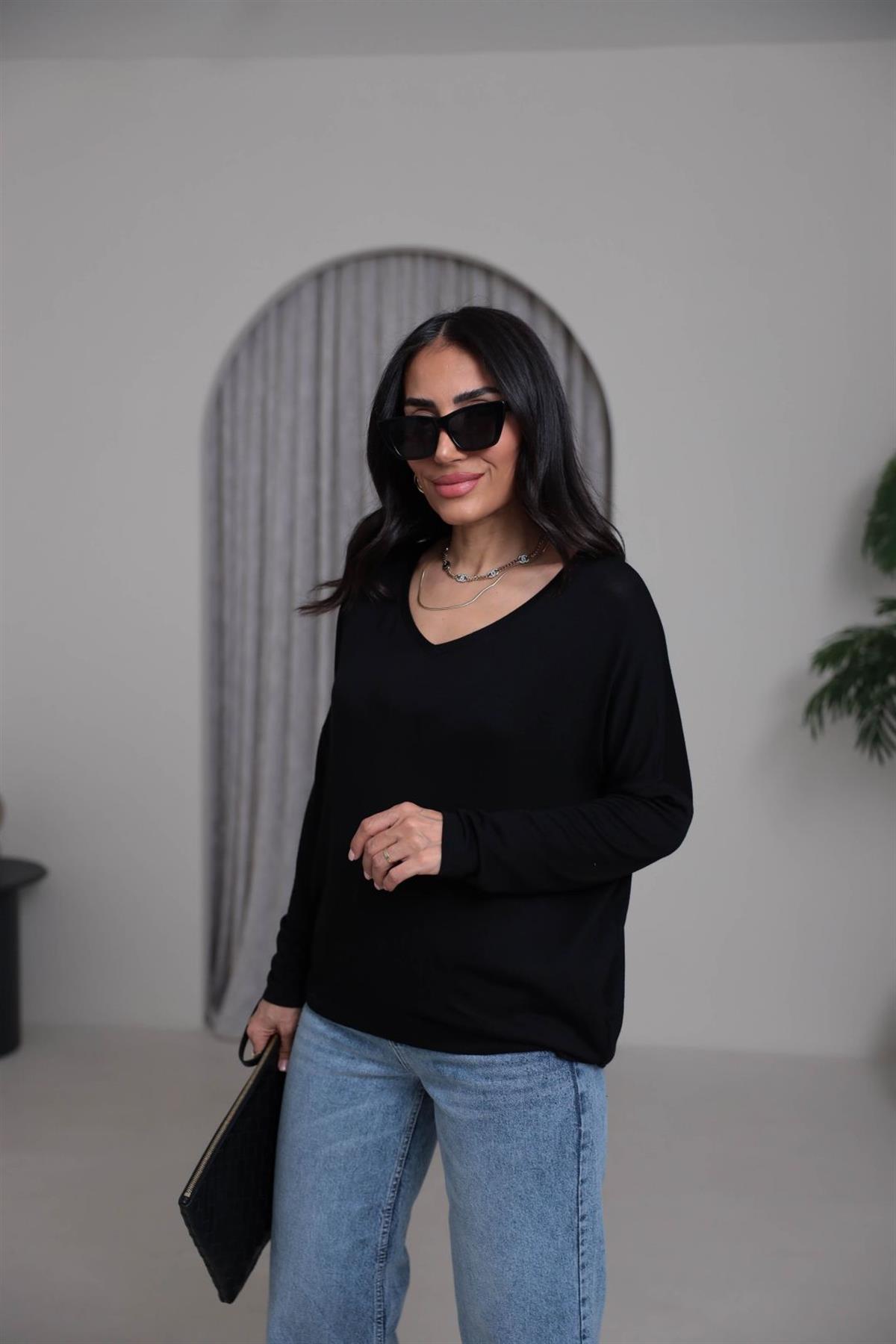 7590 V Yaka Yumoş Bluz SİYAH
