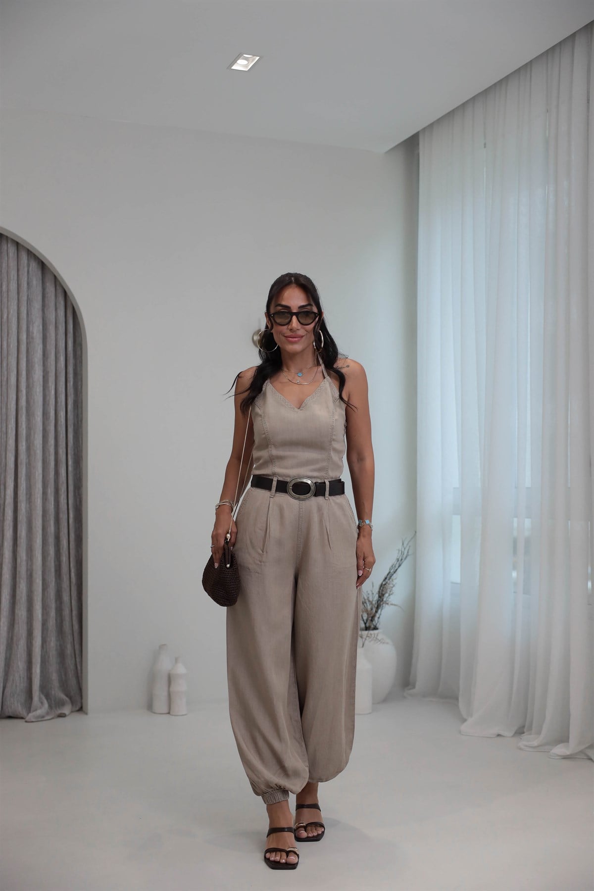 2330 Boyundan Bağlamalı Tencel Tulum KOYU BEJ