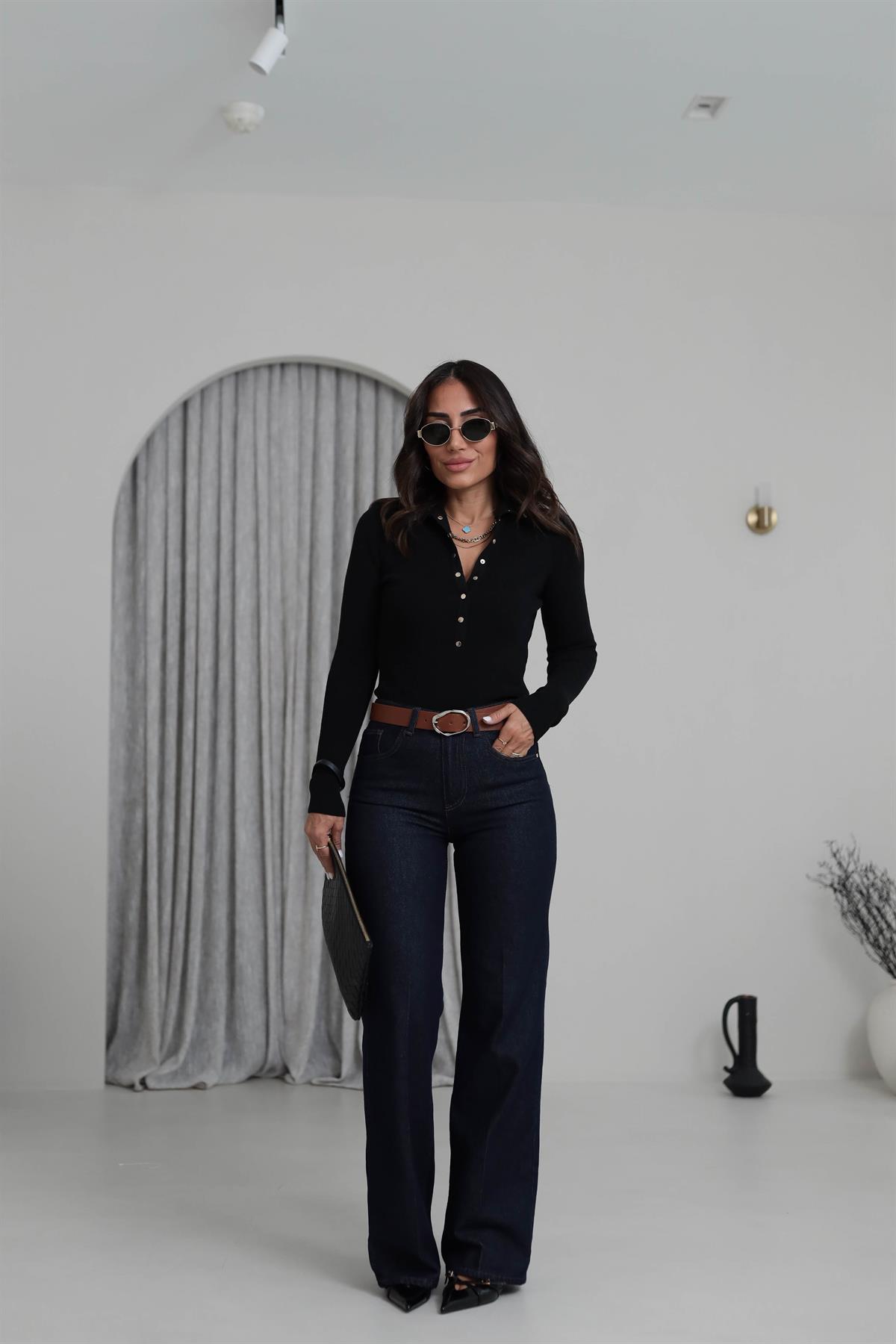 0686 Dik Yaka Çıtçıtlı Triko Kazak SİYAH