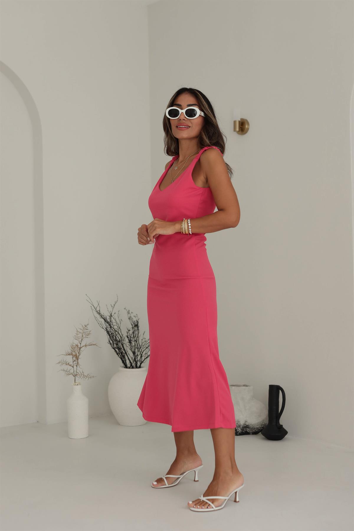 7449 Askıları Lastikli V Yaka Likralı Elbise