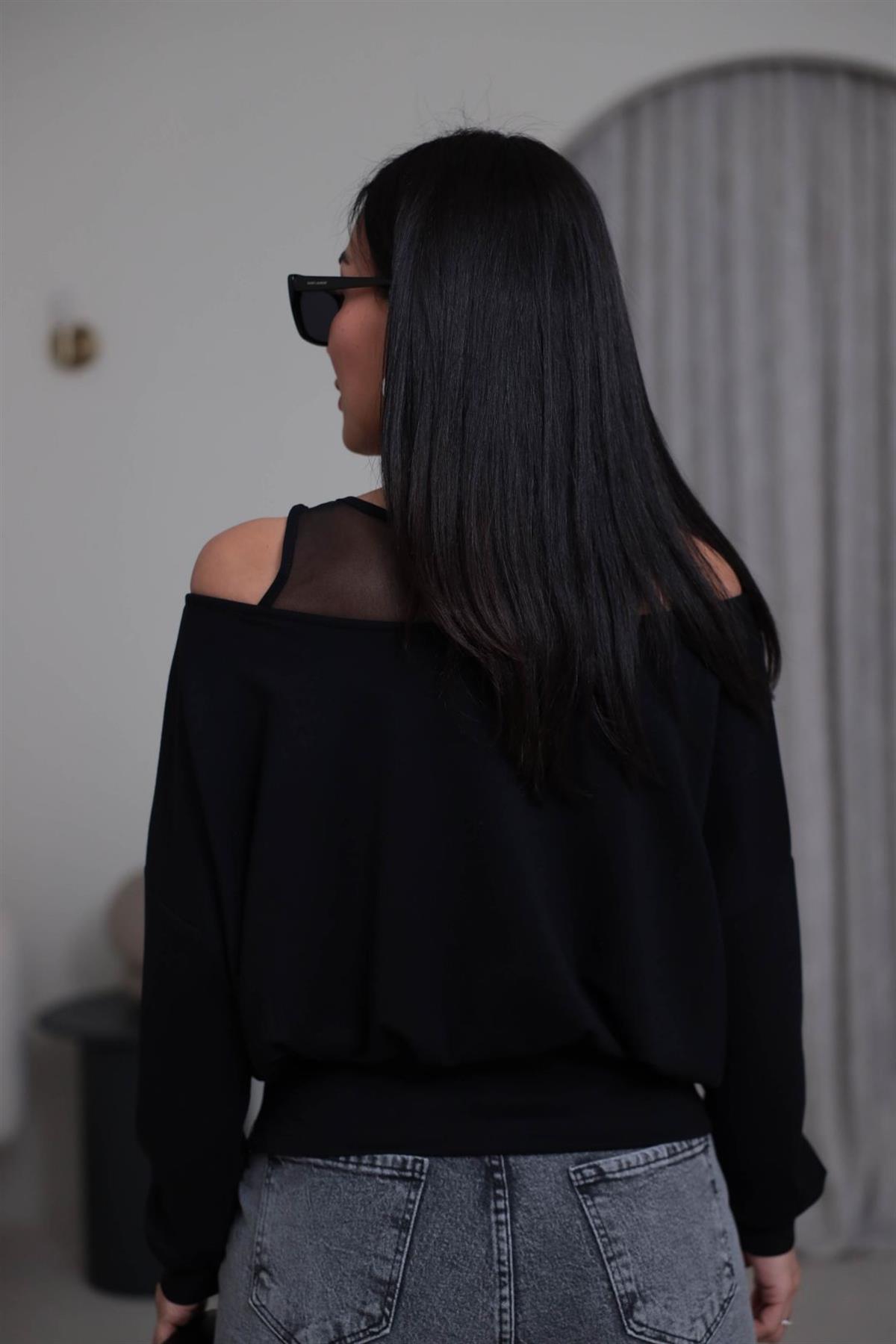 6710 Kol Dekolteli Tül Detaylı Bluz SİYAH