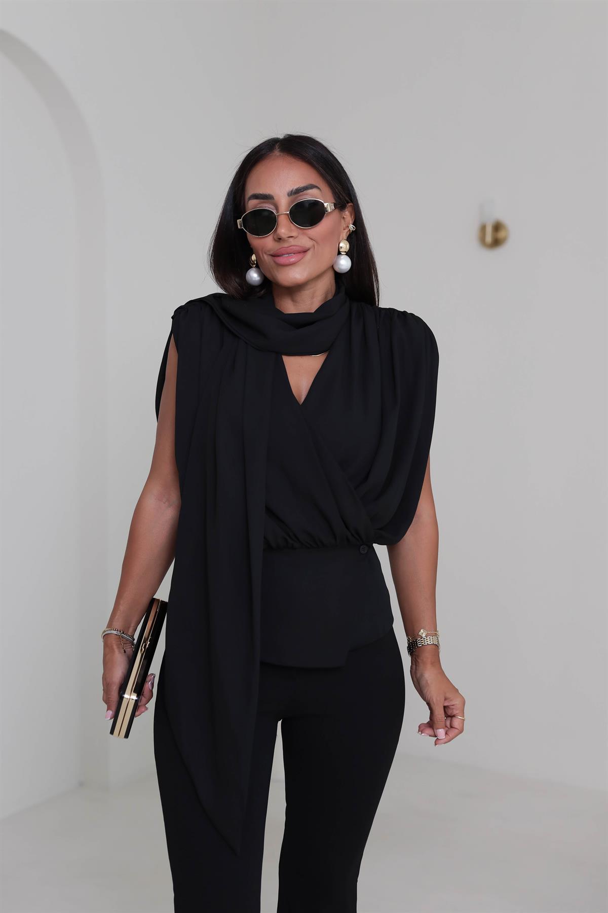 6197 Vatkalı Şal Detaylı Bluz SİYAH