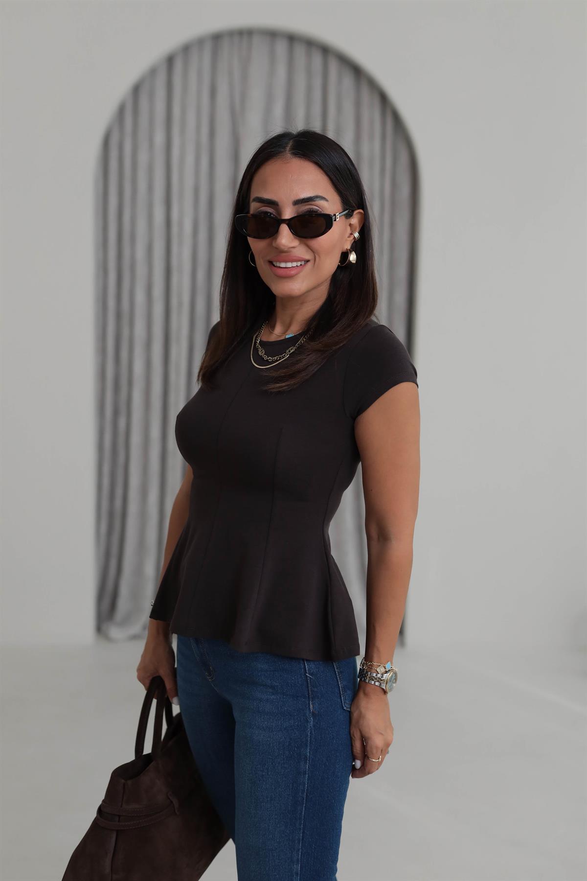 1992 Bisiklet Yaka Kısa Kol Peplum Tshirt ACI KAHVE