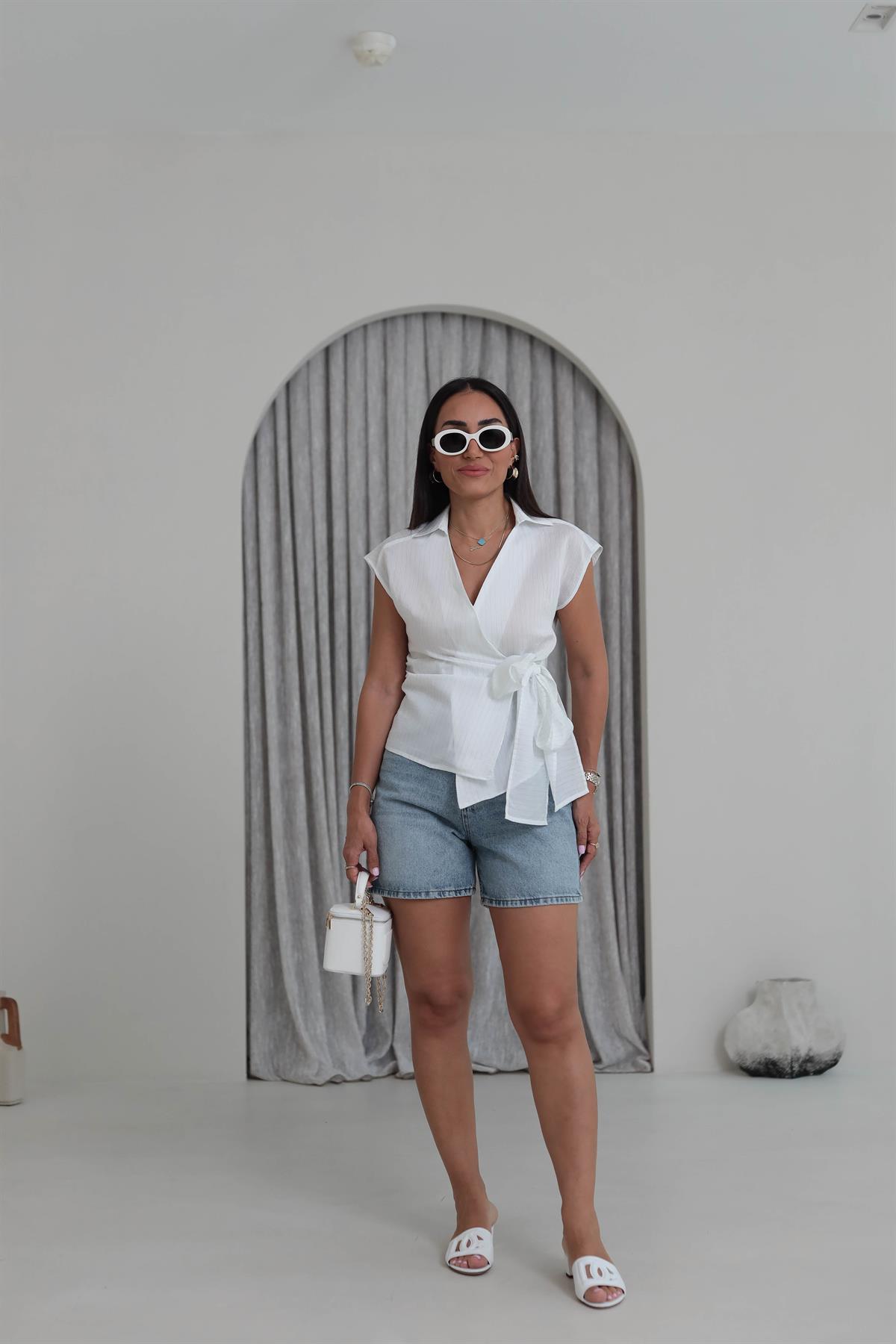 0438 Kruvaze Bağlamalı Çizgili Gömlek Bluz BEYAZ