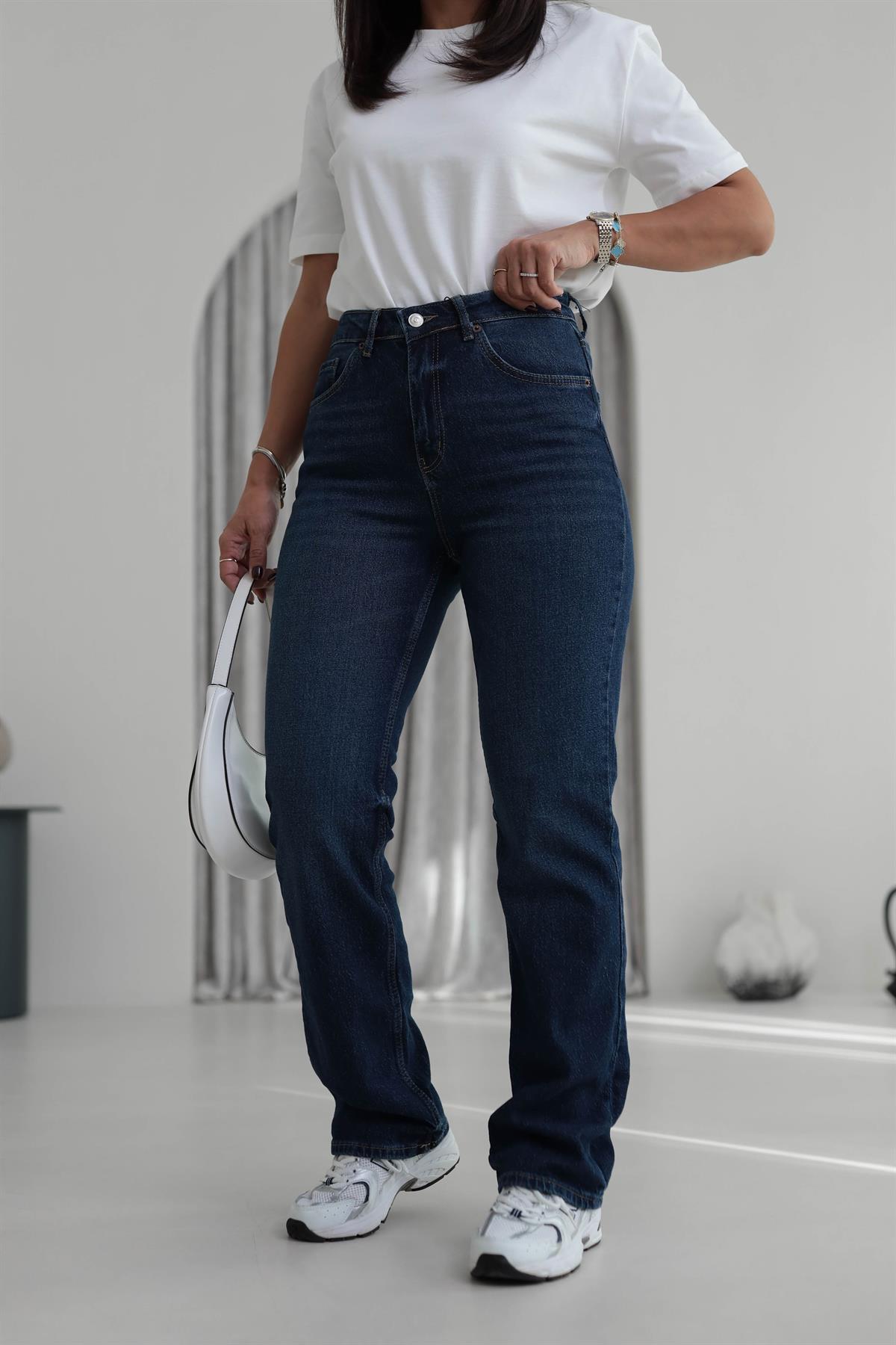 Za Likralı Straight Fit Jean KOYU MAVİ