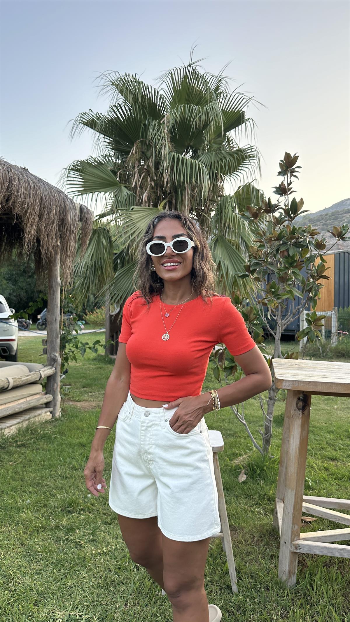 0124 Pamuklu Crop Tshirt