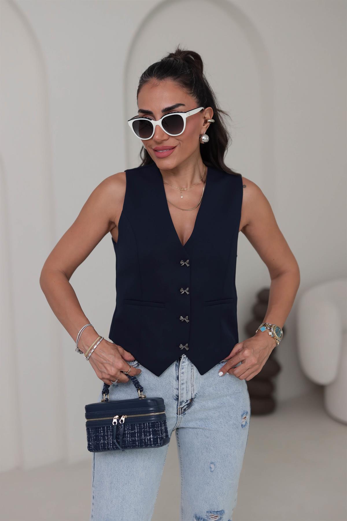 0464 Gümüş Fiyonk Düğmeli Double Yelek LACİVERT