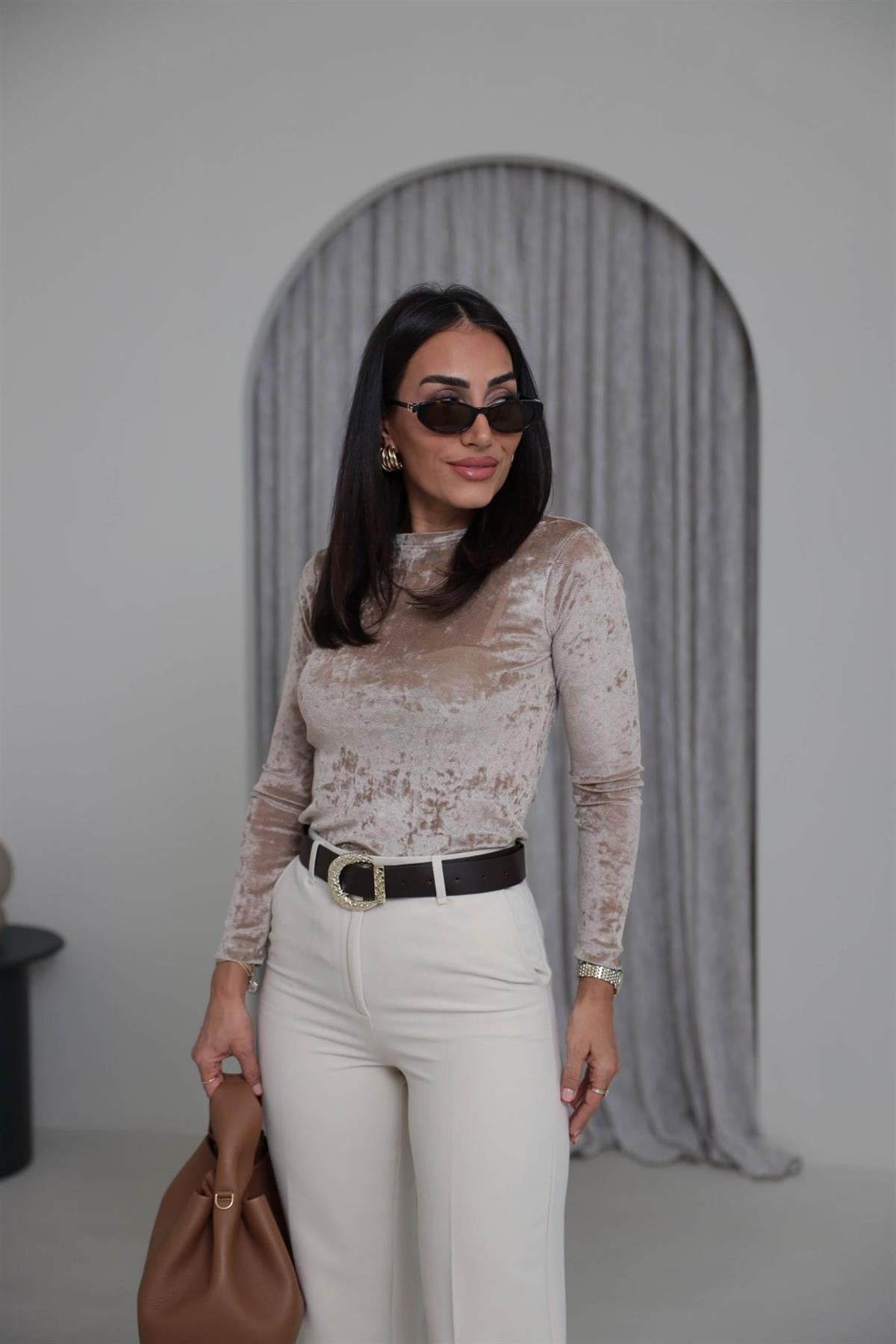 7120 Bisiklet Yaka Tül Kadife Bluz BEJ