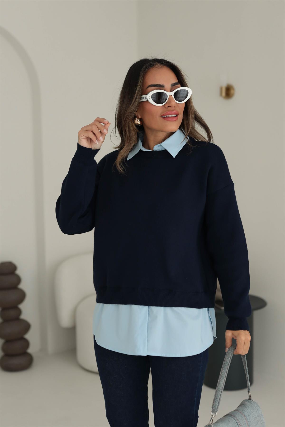 0050 Gömlek Detaylı Triko