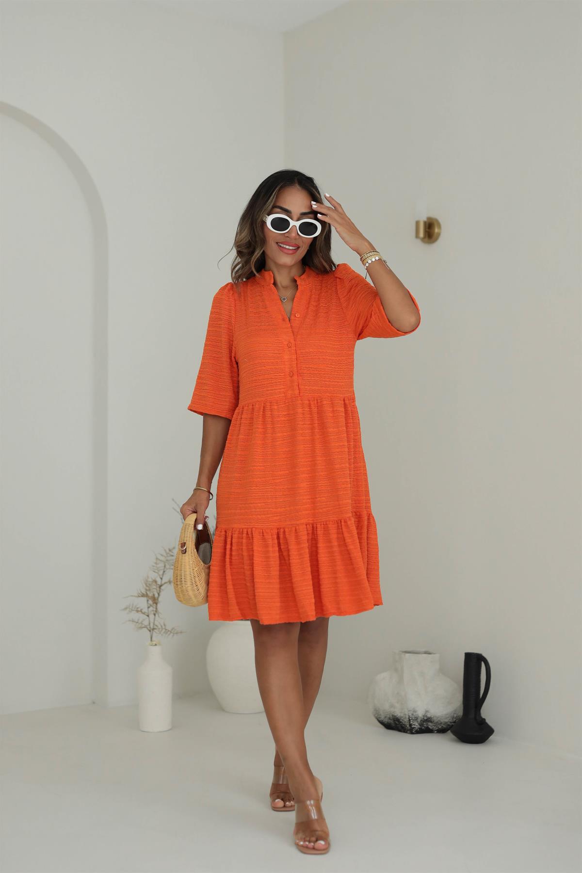 Hakim Yaka Düğme Detaylı Rahat Elbise