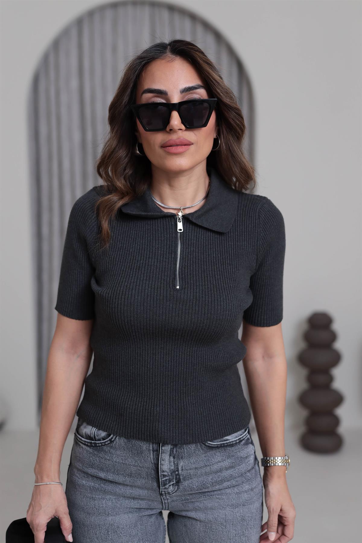 Yarım Fermuarlı Kısa Kol Fitilli Triko Buluz ANTRASİT