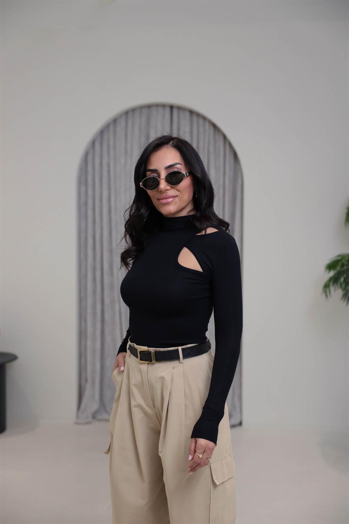 146 Dik Yaka Pencere Detaylı Uzun Kol Modal Bluz SİYAH