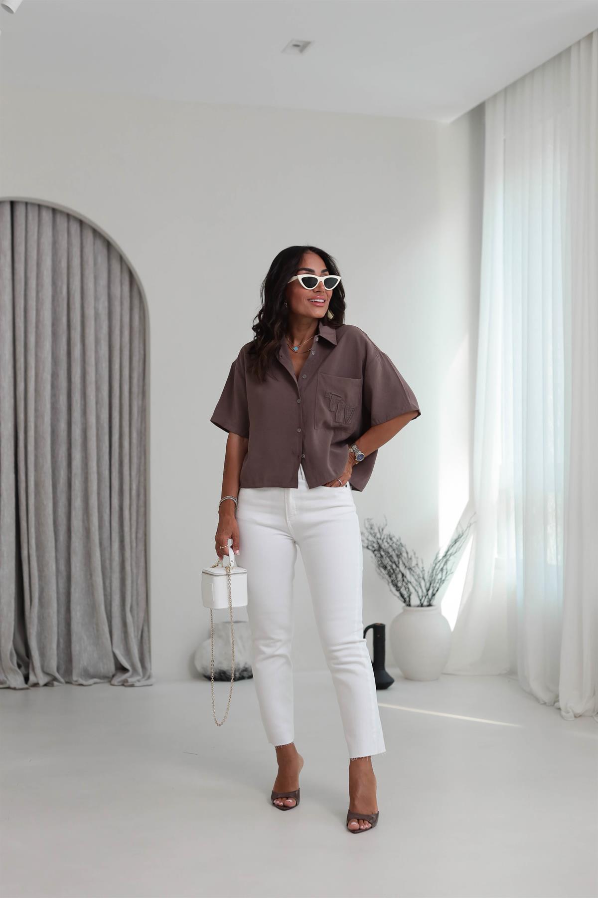 1261 Cep Nakış İşlemeli Tencel Kısa Kol Gömlek KAHVE