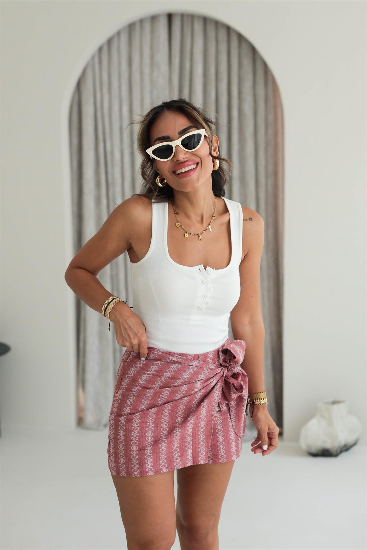 Önden Bağlamalı Desenli Şort Etek