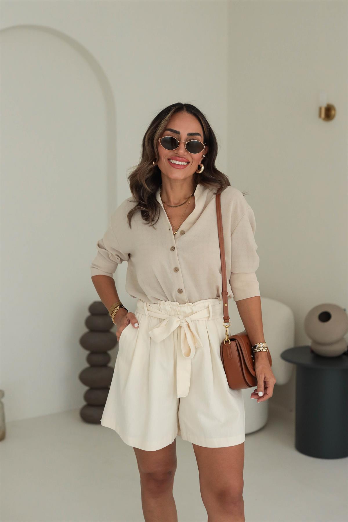 1691 Dokulu Tiril Gömlek BEJ