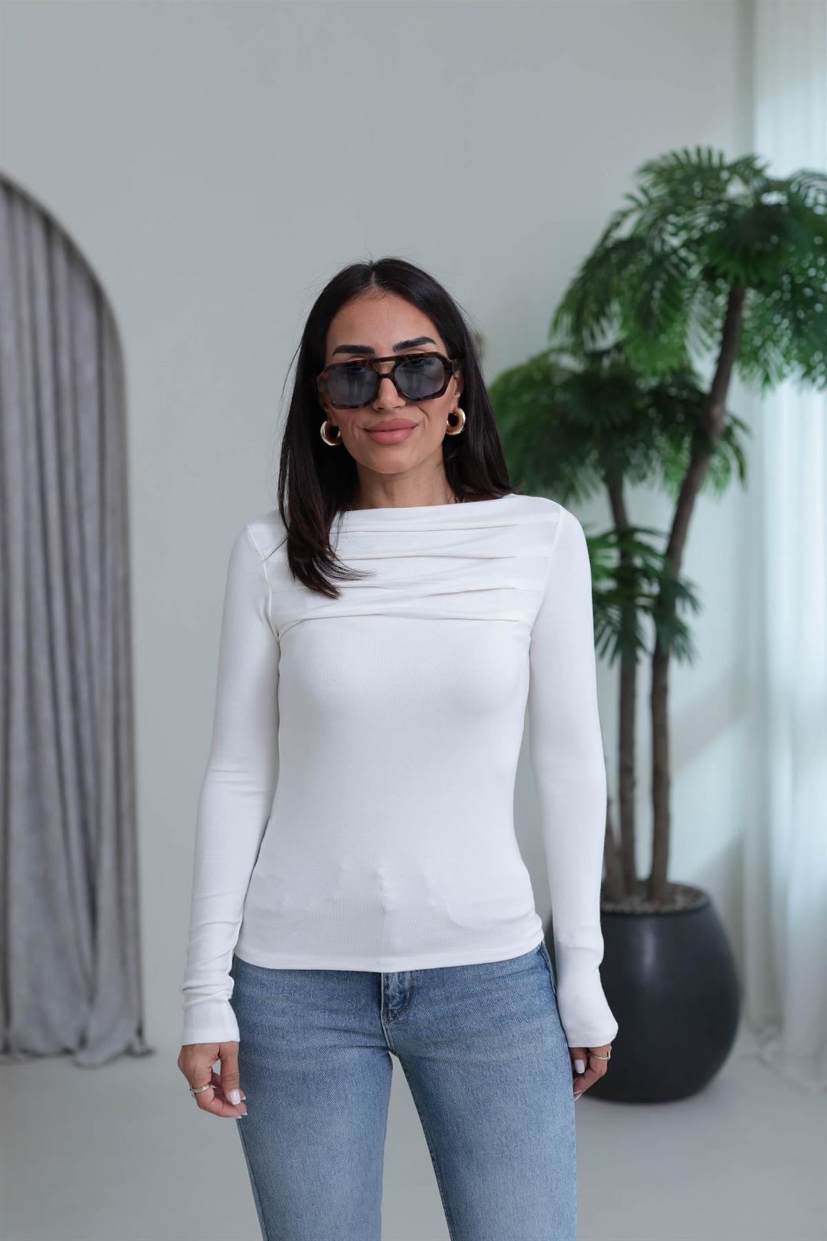 6504 Önü Pileli Viskon Bluz EKRU