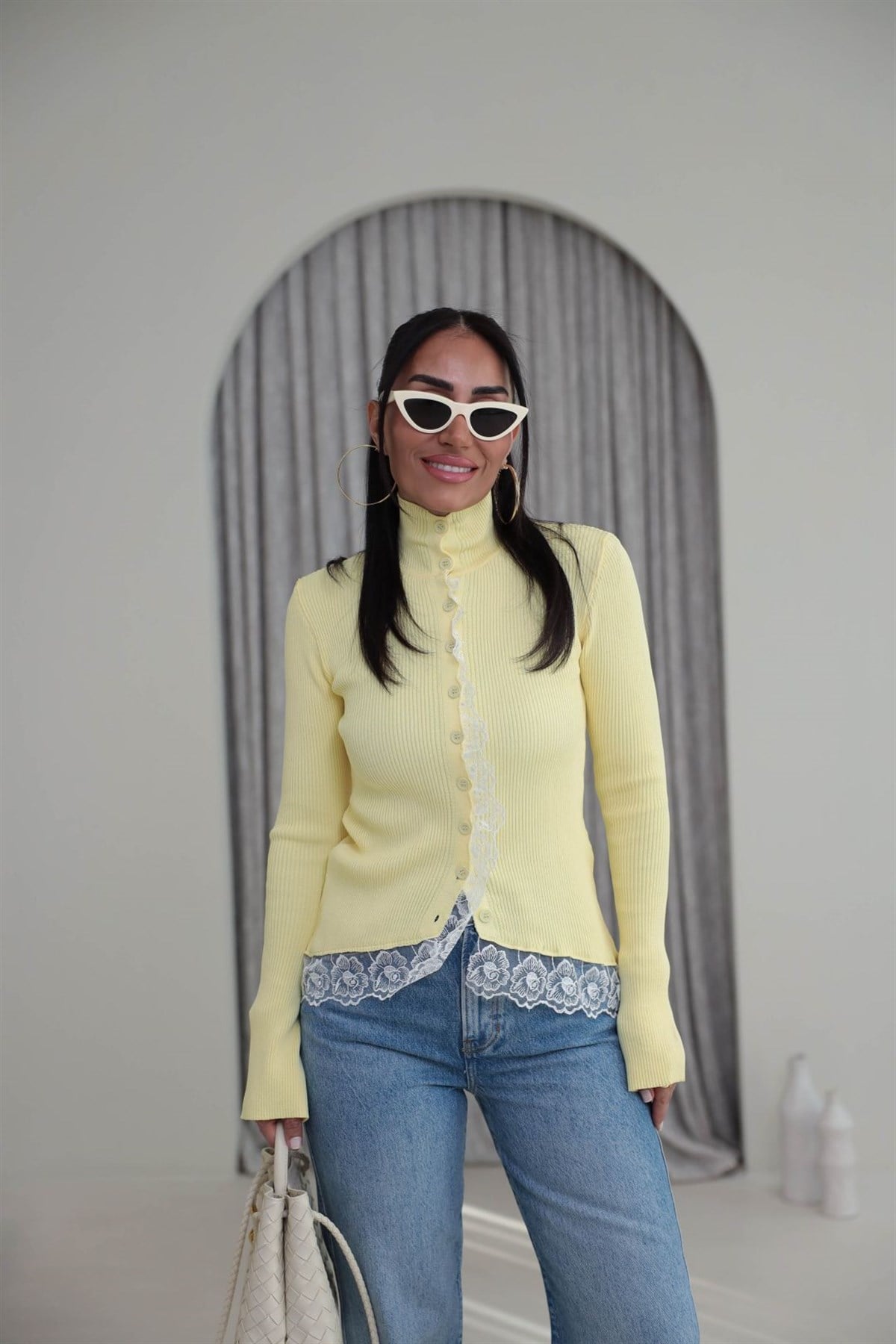 Yarım Balıkçı İspanyol Kol Güpürlü Hırka SARI