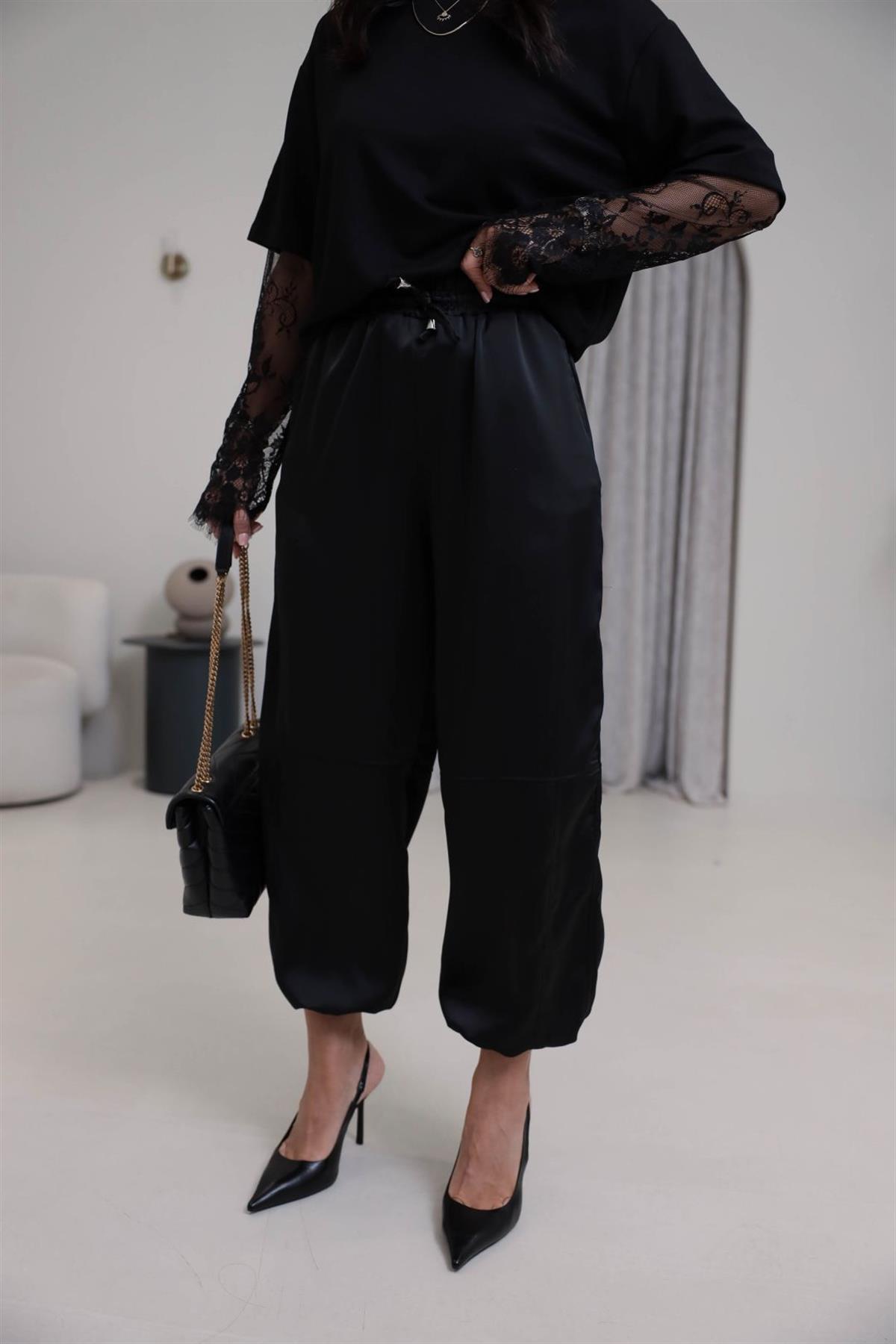 1121 Paça Büzgülü Bel Lastikli Saten Pantolon SİYAH