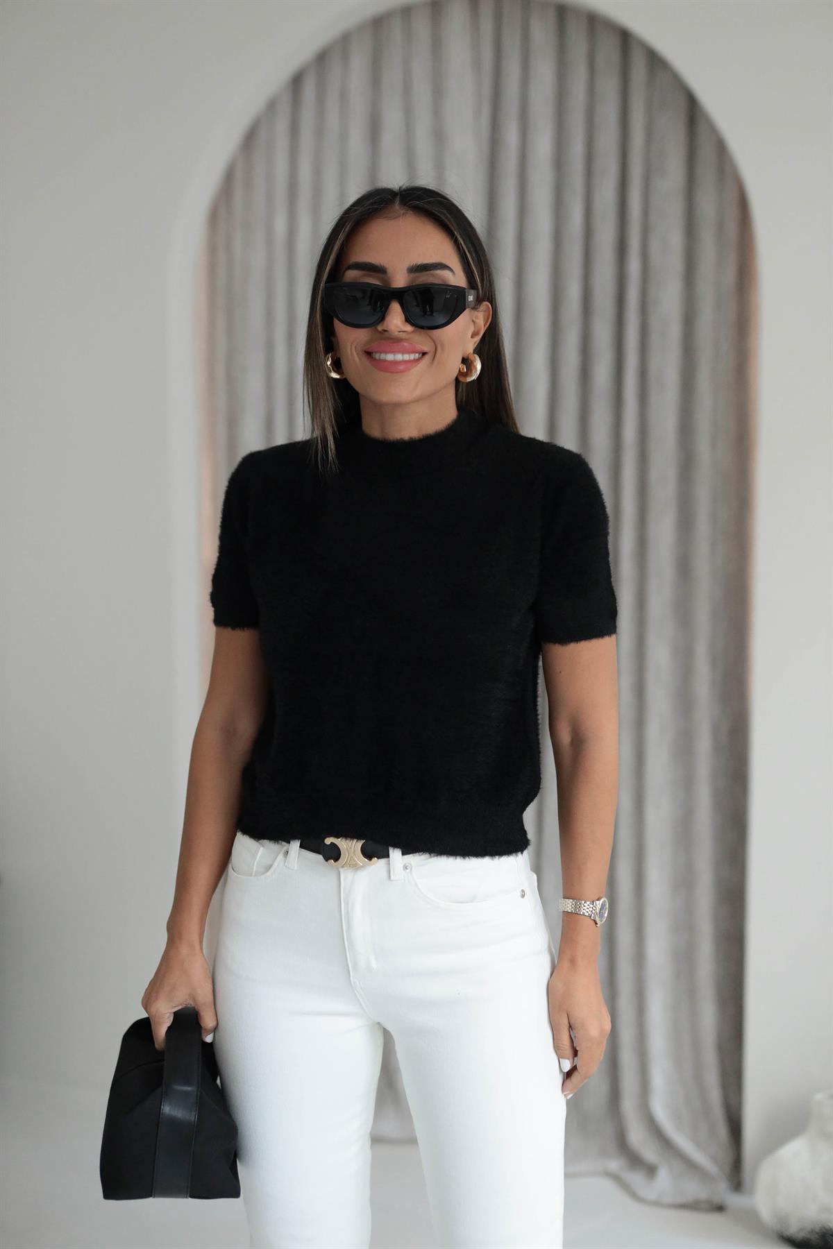 0706 Bisiklet Yaka Kısa Kol Yumoş Bluz SİYAH