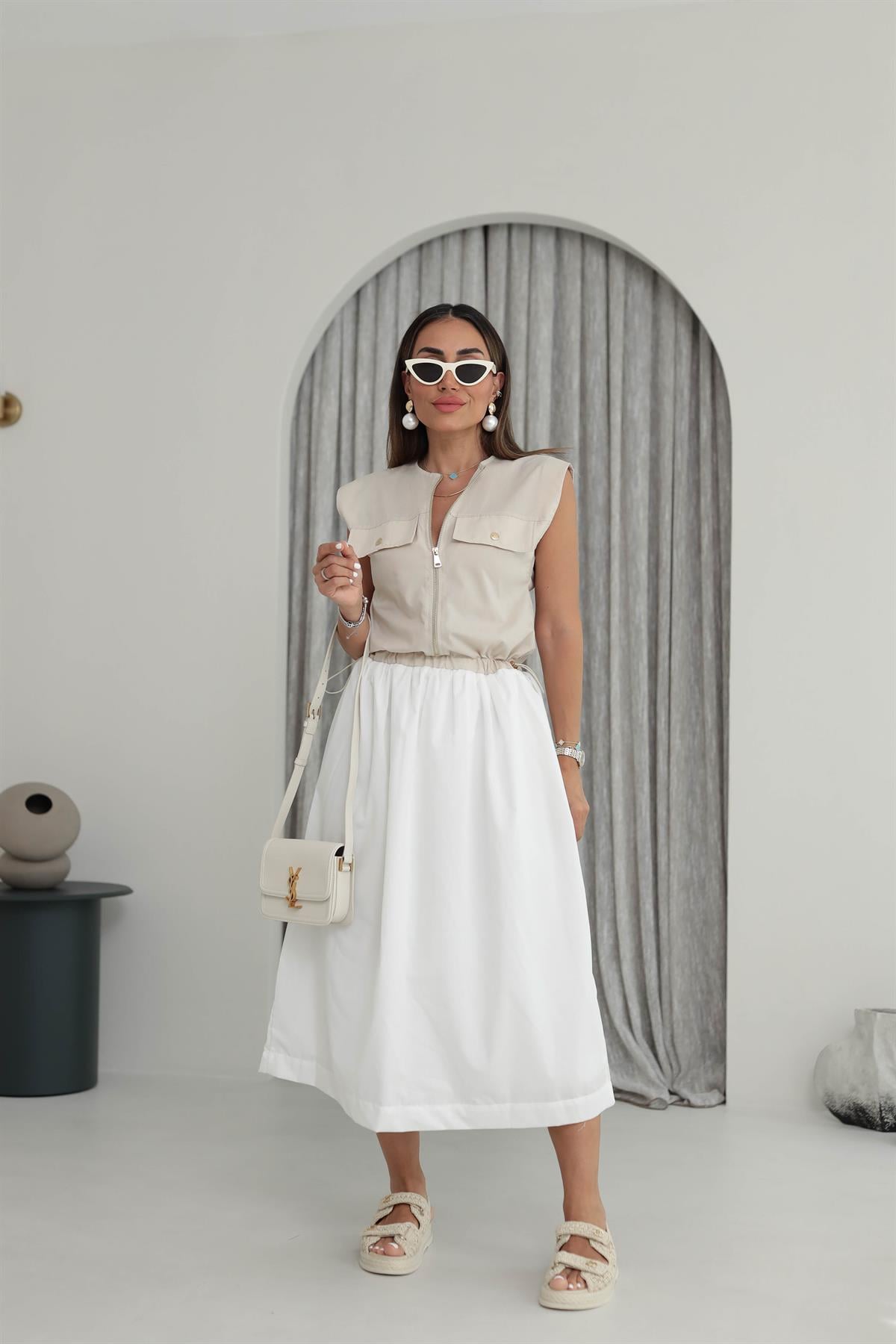 6305 Fermuar Detaylı Cep Kapaklı Poplin Elbise BEJ