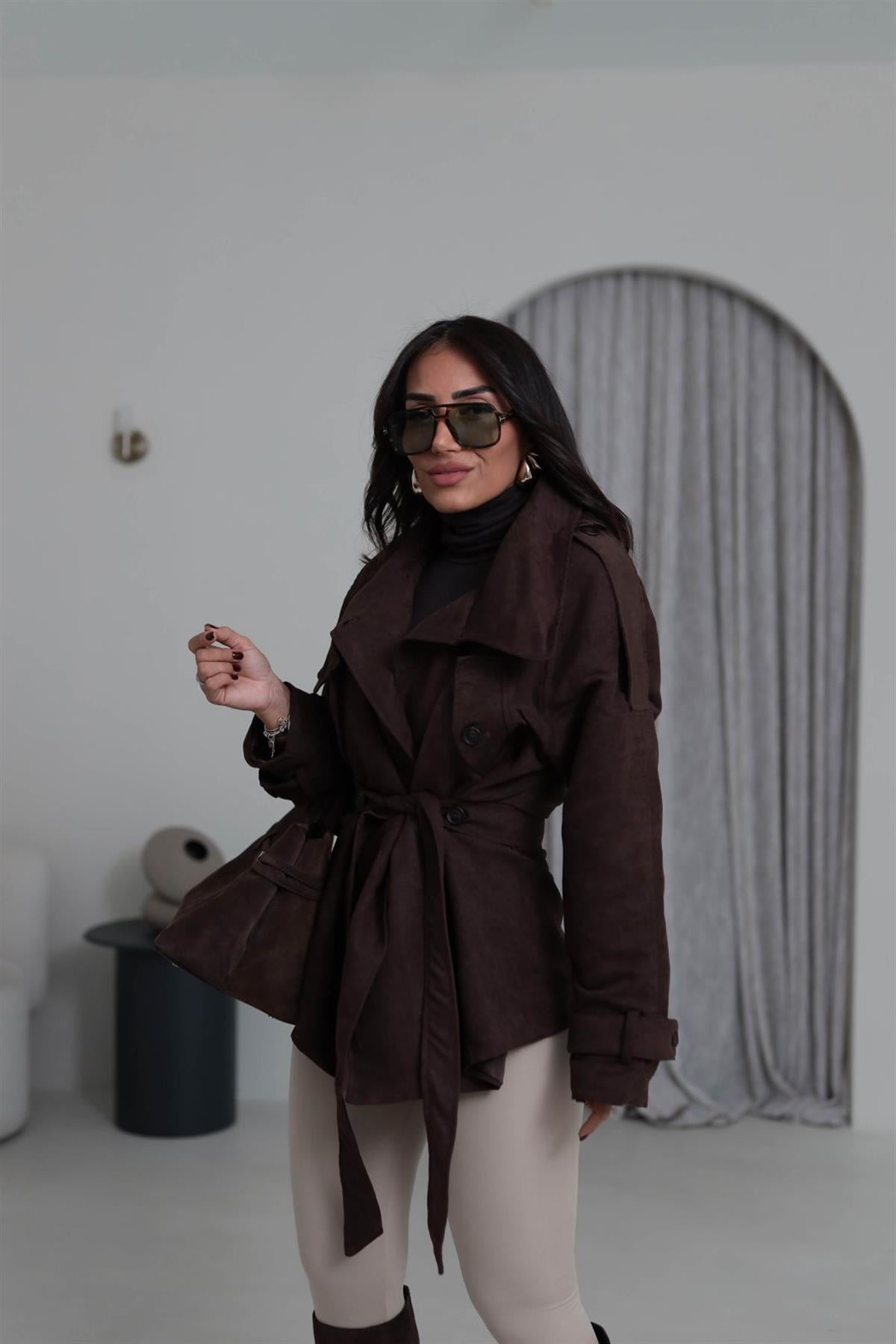 0572 Dik Yaka Apoletli Süet Mont ACI KAHVE