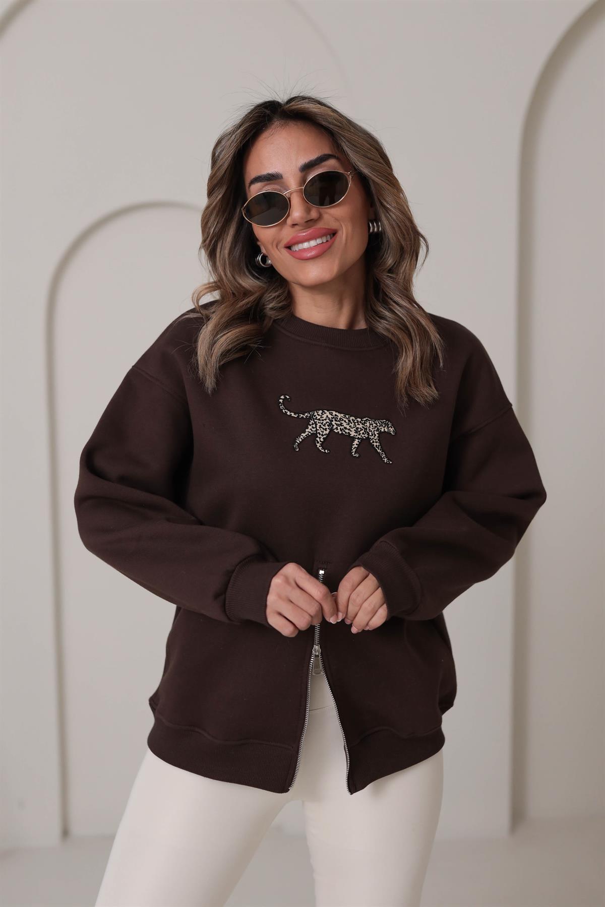 5617 Leopar Nakış Yarım Fermuarlı Şardonlu Sweatshirt KAHVE