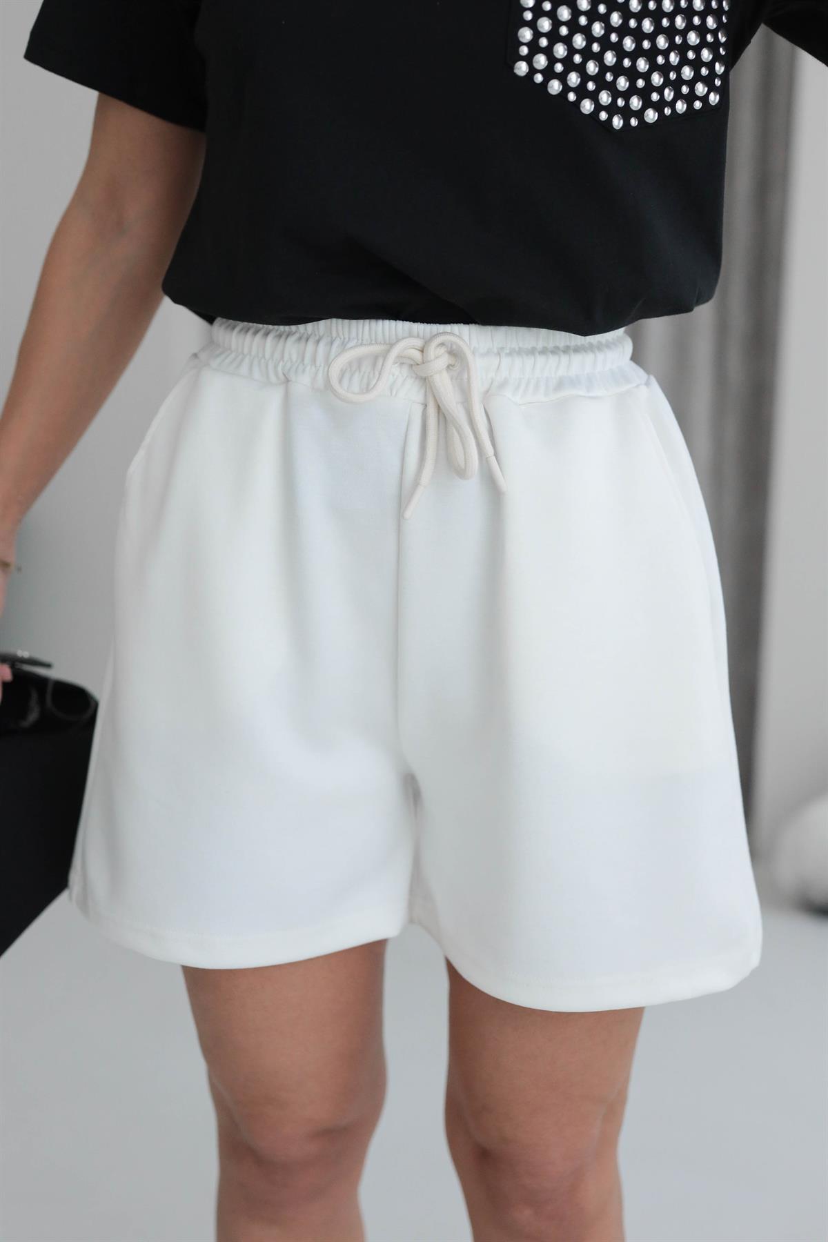 Bel Lastikli Yumuşak Dokulu Şort