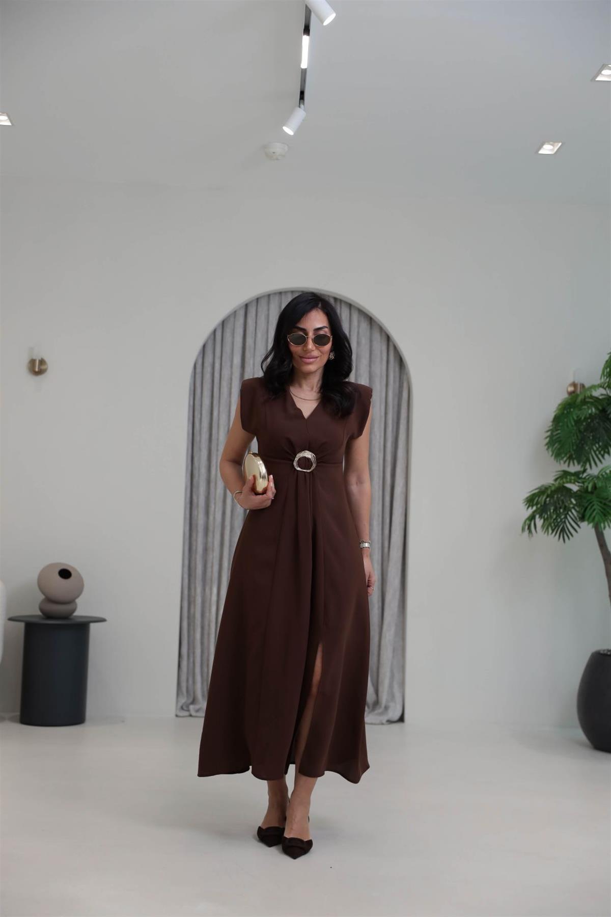 3865 V Yaka Gold Tokalı Maxi Elbise KAHVE
