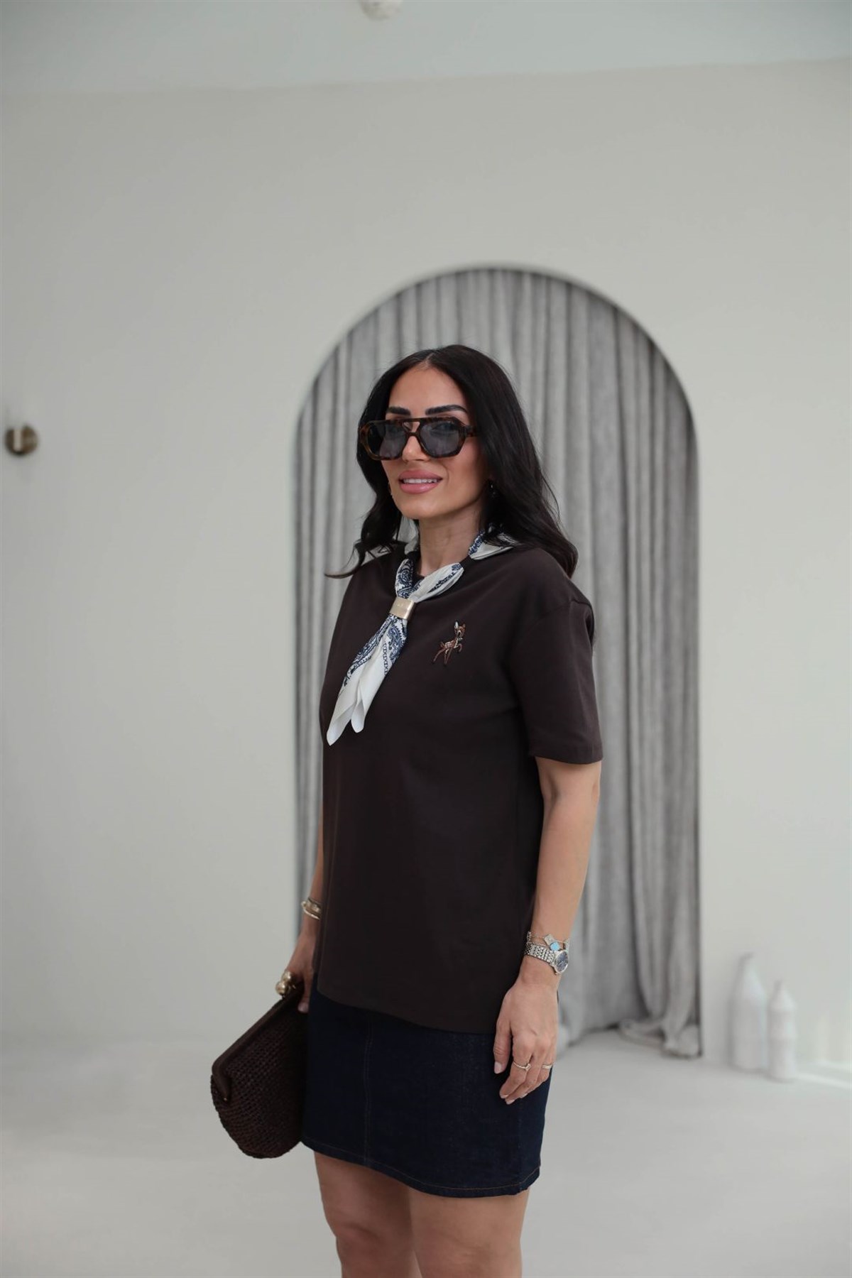 1140 Fular Detaylı Nakışlı Tshirt ACI KAHVE