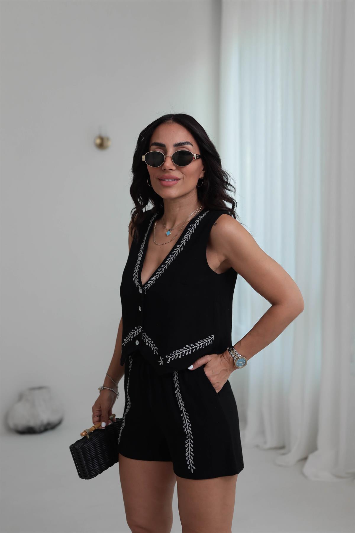 8837 İşleme Detaylı Tencel Keten Yelek & Şort Takım SİYAH