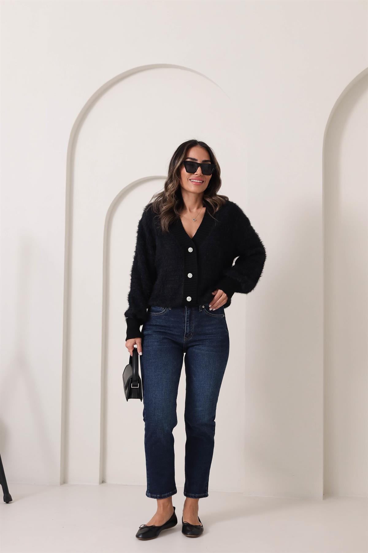 0036 Taşlı Düğmeli Sakallı Yumoş Hırka SİYAH