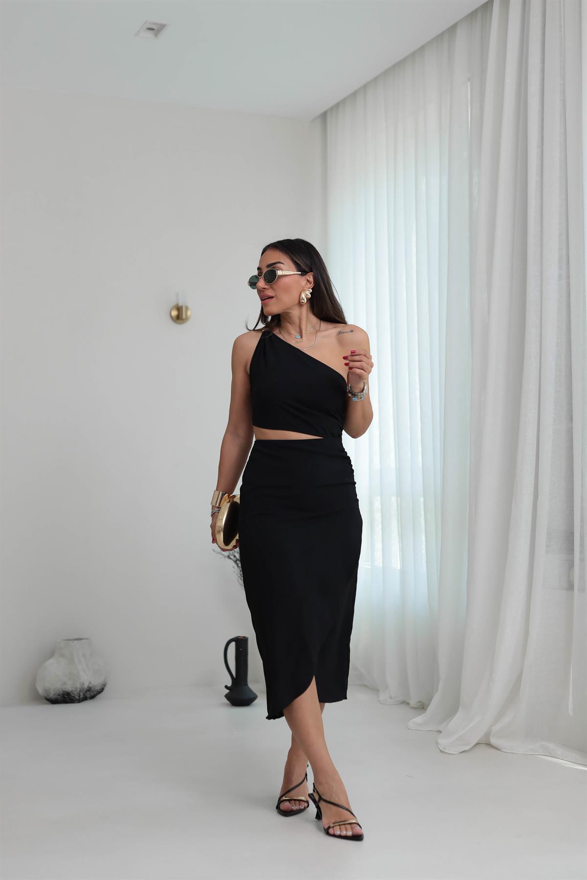 6444 Asimetrik Pencere Detay Elbise SİYAH