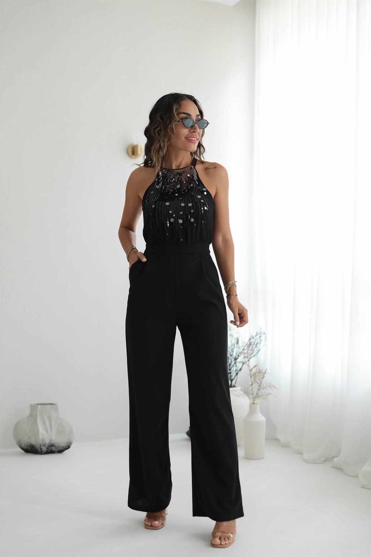 6917 Halter Yaka Bel Kuşaklı Payet Detaylı Tulum