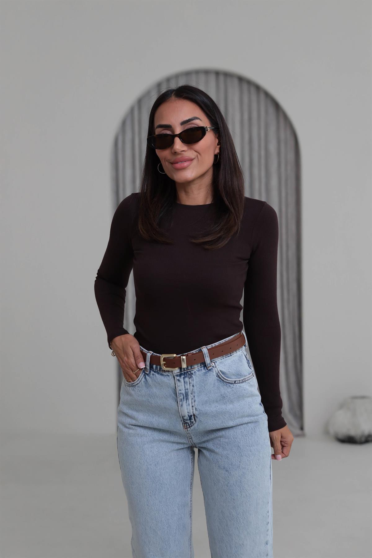 4564 Bisiklet Yaka Basic Pamuklu Bluz KAHVE